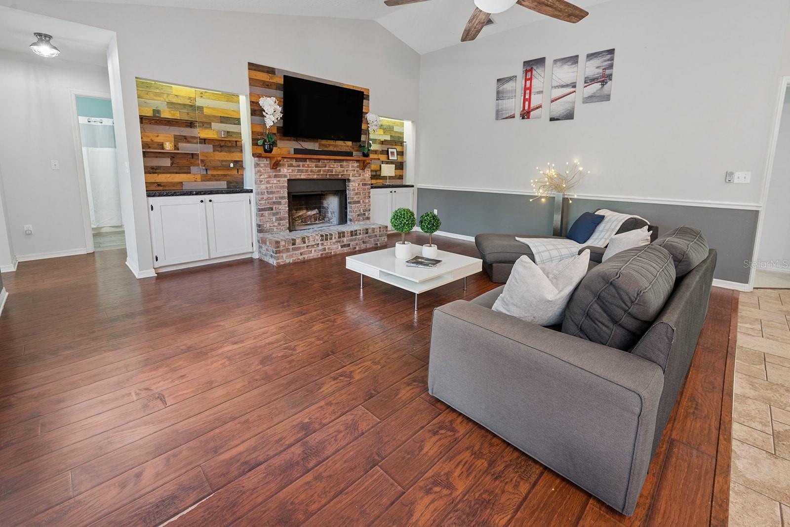 Image 31 of 65 For 6924 80th Drive