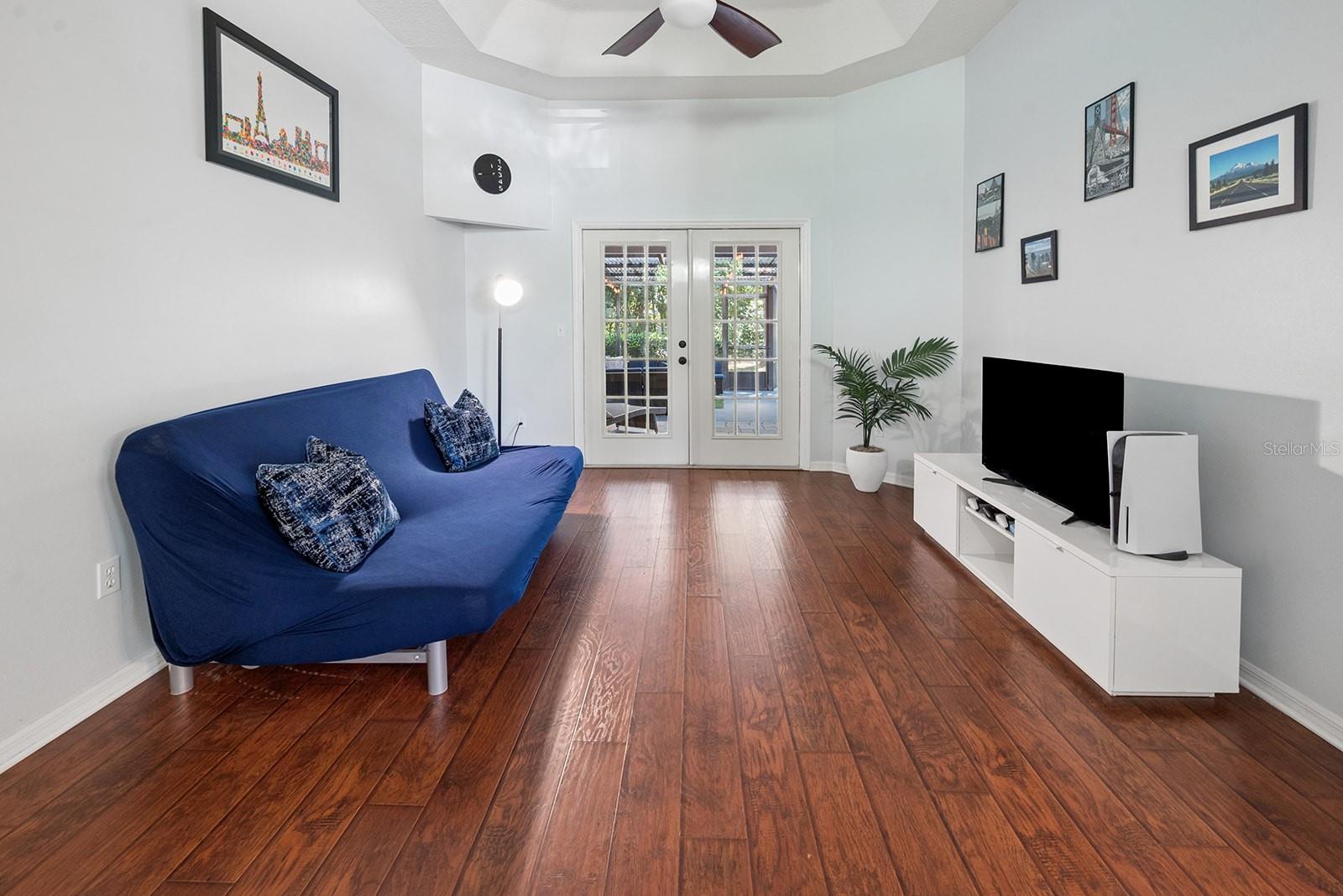 Image 5 of 65 For 6924 80th Drive