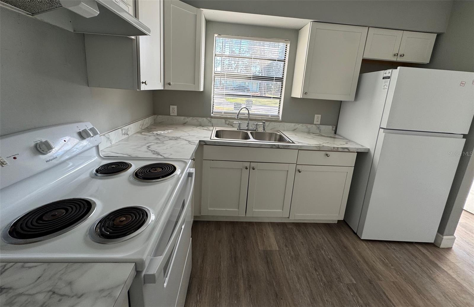 Image 4 of 9 For 7130 45th Place A