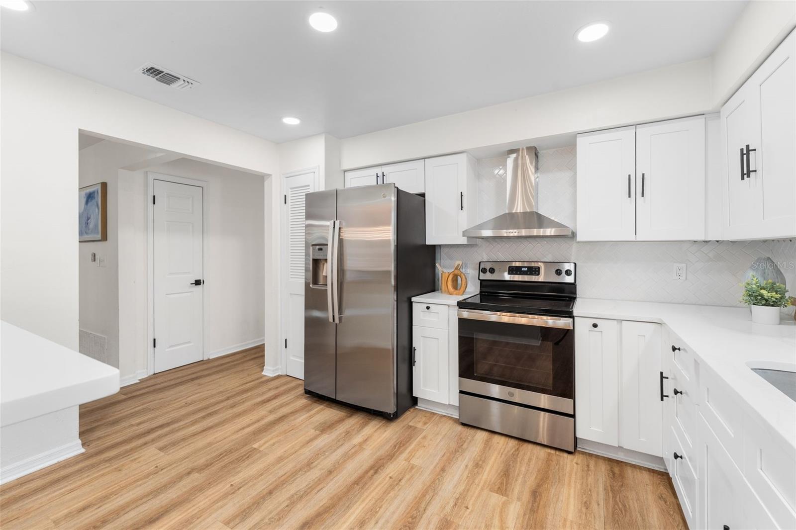 Image 9 of 33 For 4330 21st Street