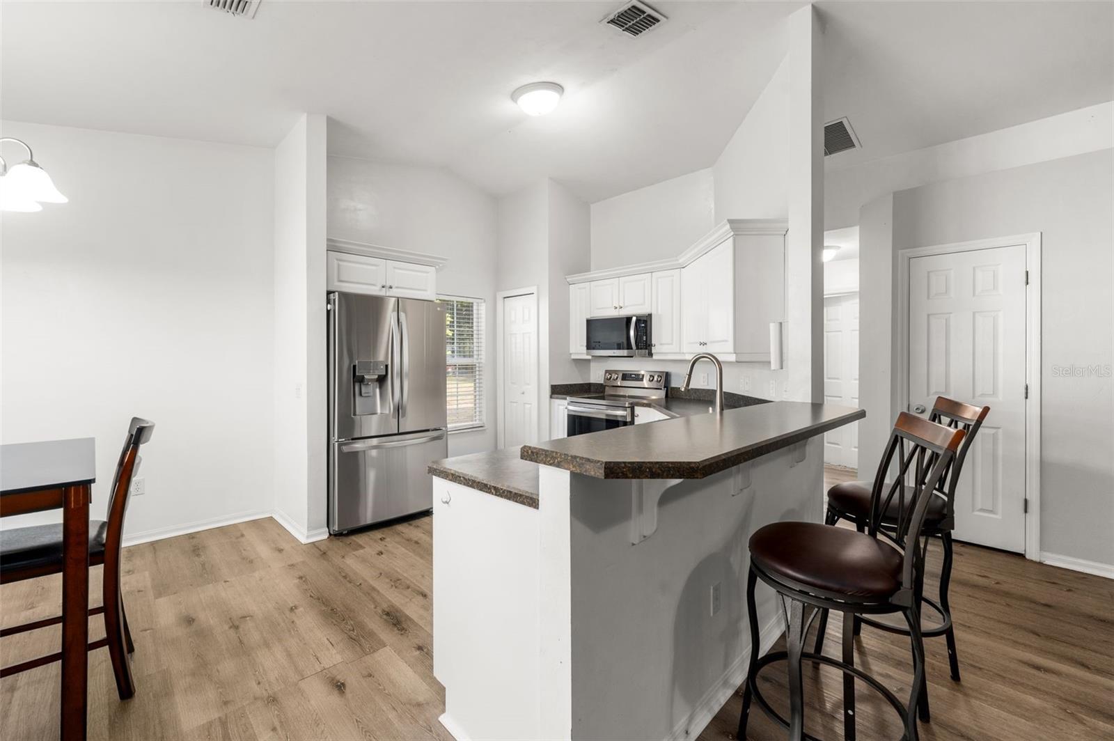 Image 11 of 32 For 4928 63rd Court