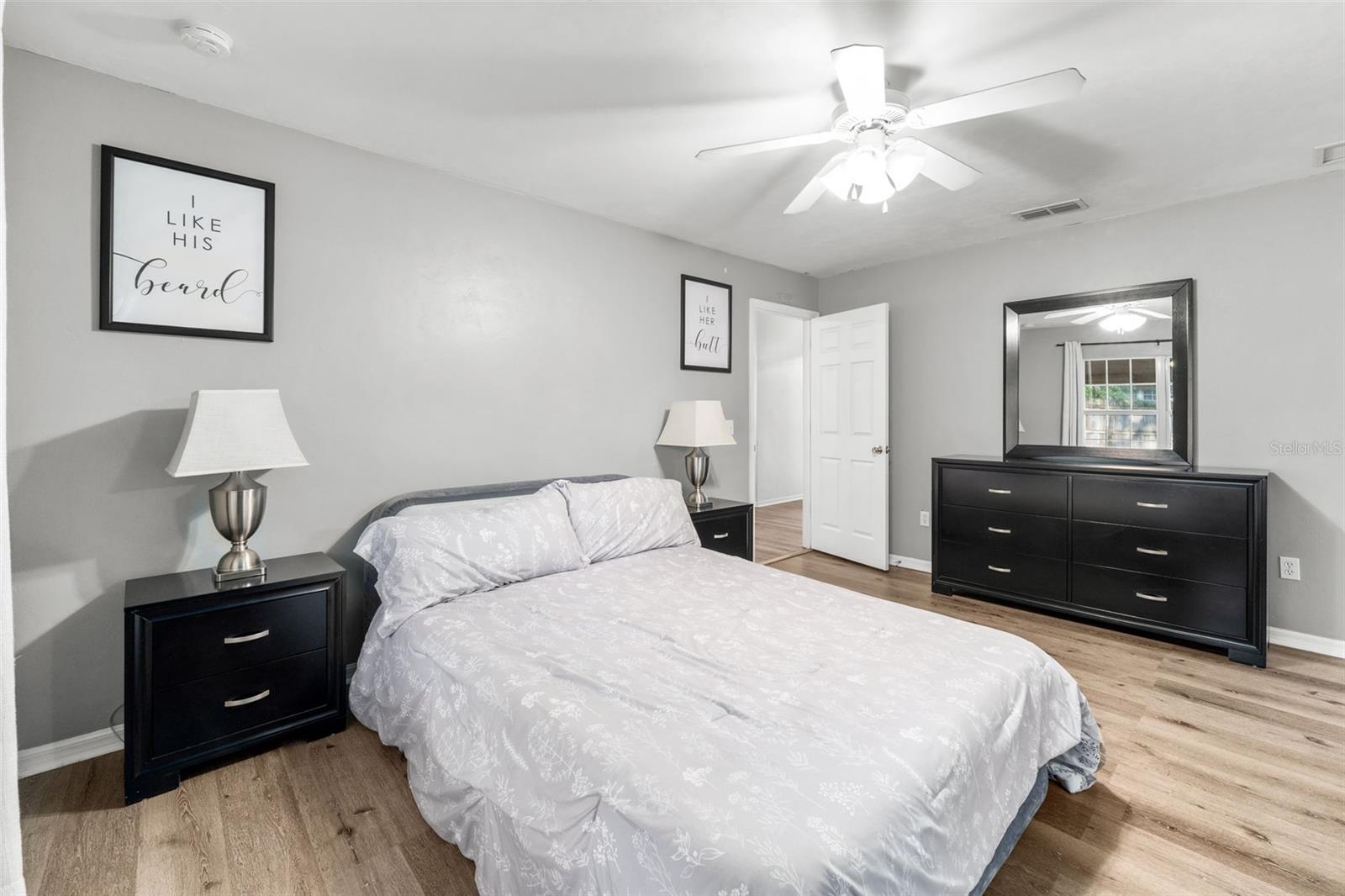 Image 14 of 32 For 4928 63rd Court