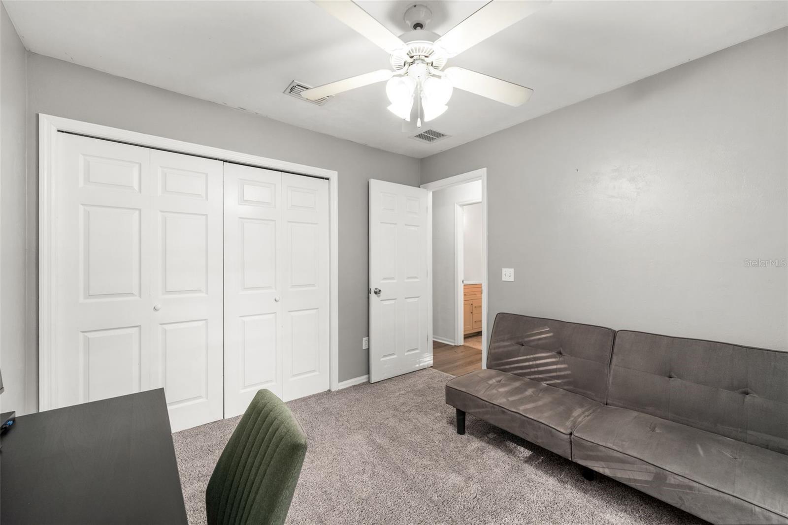 Image 20 of 32 For 4928 63rd Court