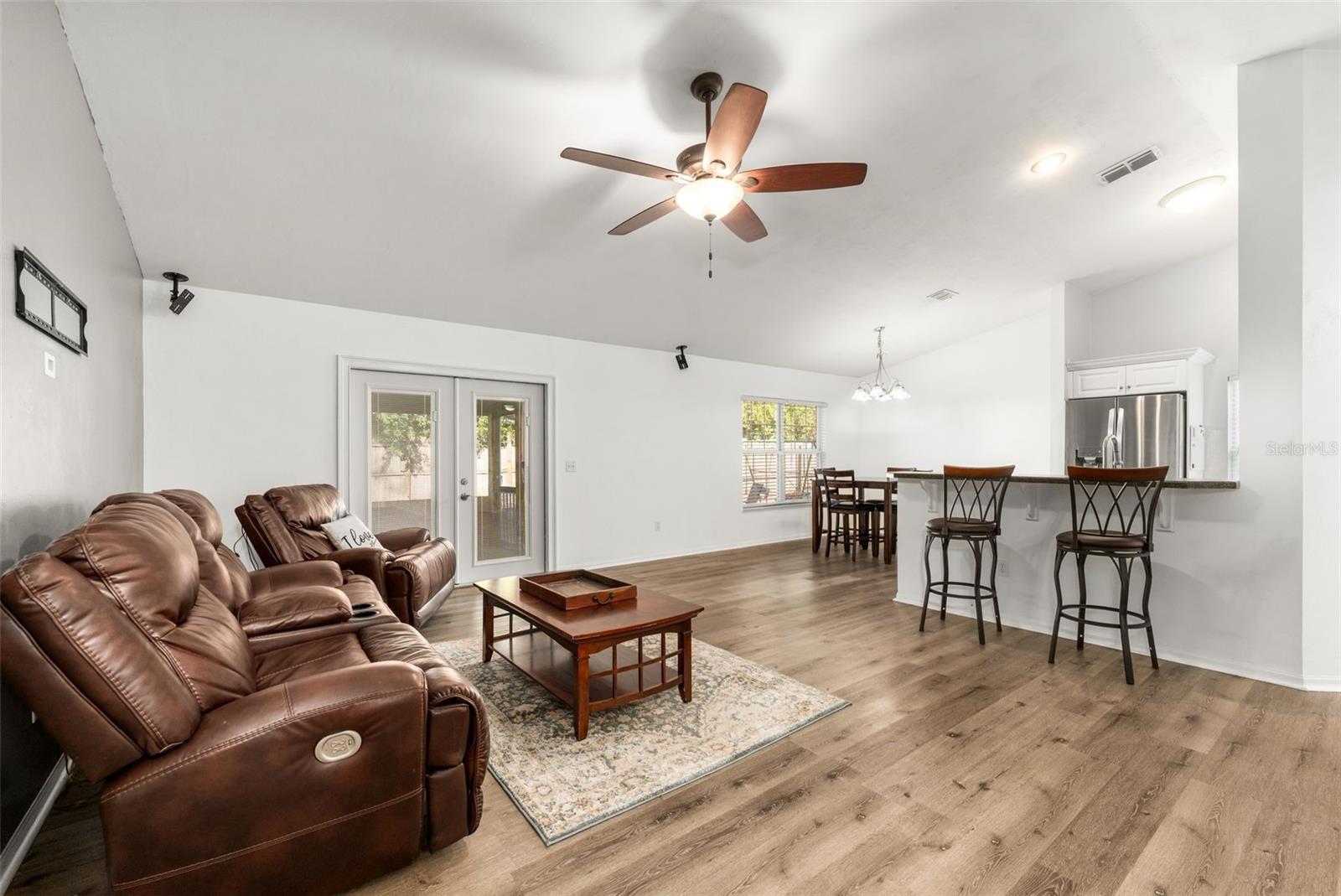 Image 5 of 32 For 4928 63rd Court