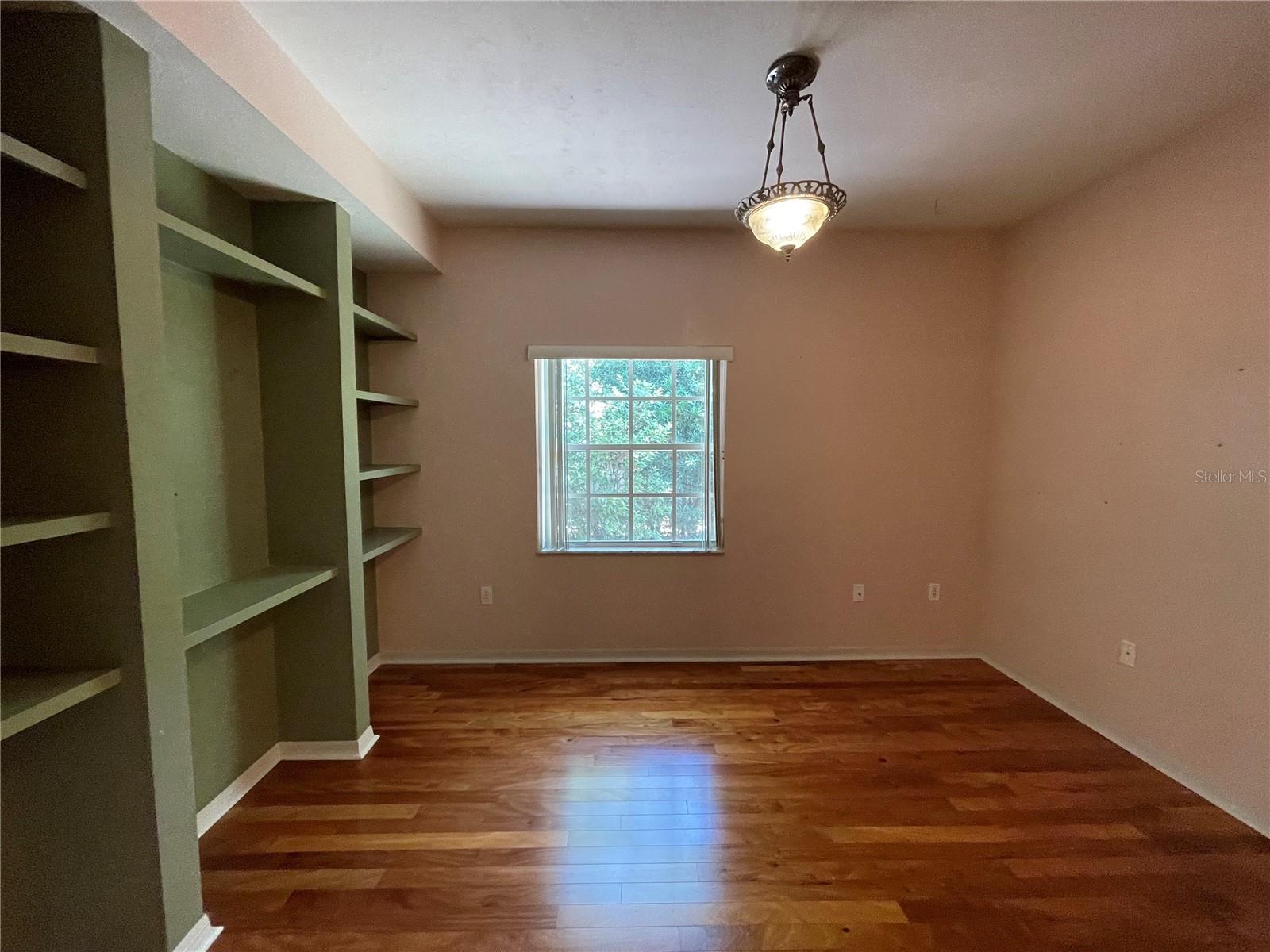 Image 18 of 31 For 4431 35th Street