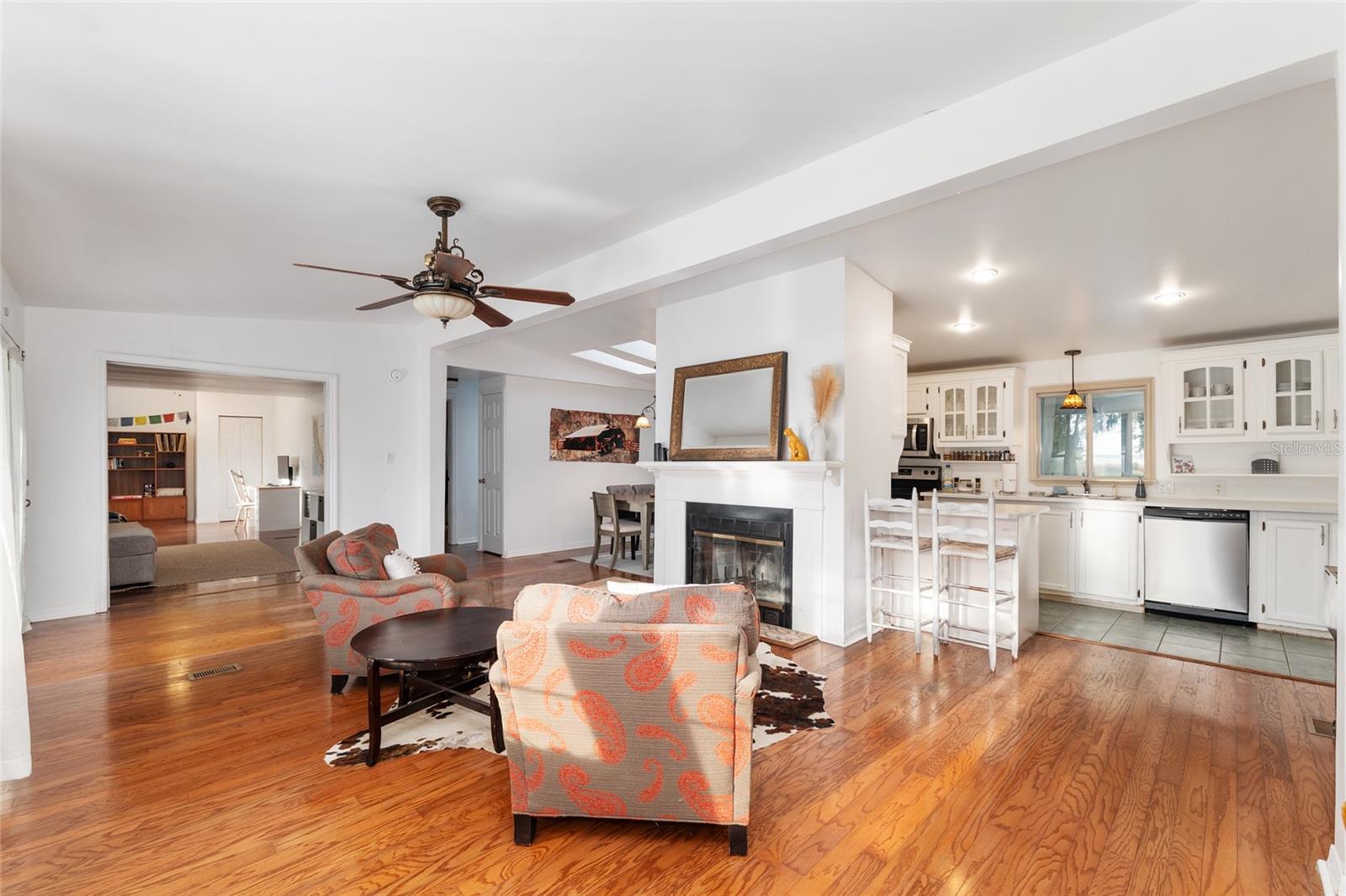 Image 13 of 62 For 20361 1st Street