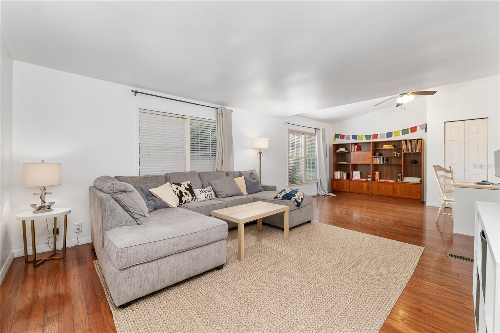 Image 16 of 62 For 20361 1st Street