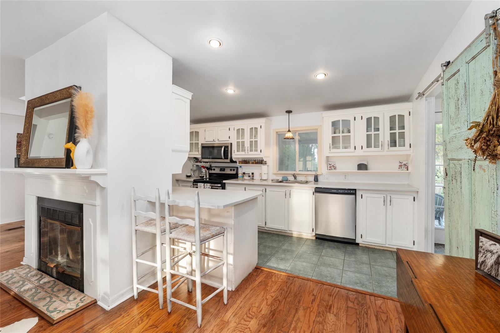 Image 23 of 62 For 20361 1st Street