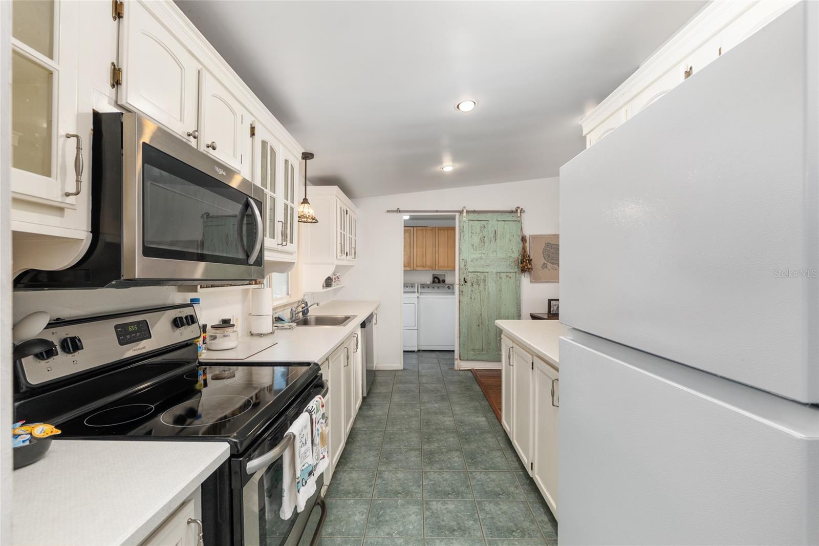 Image 28 of 62 For 20361 1st Street