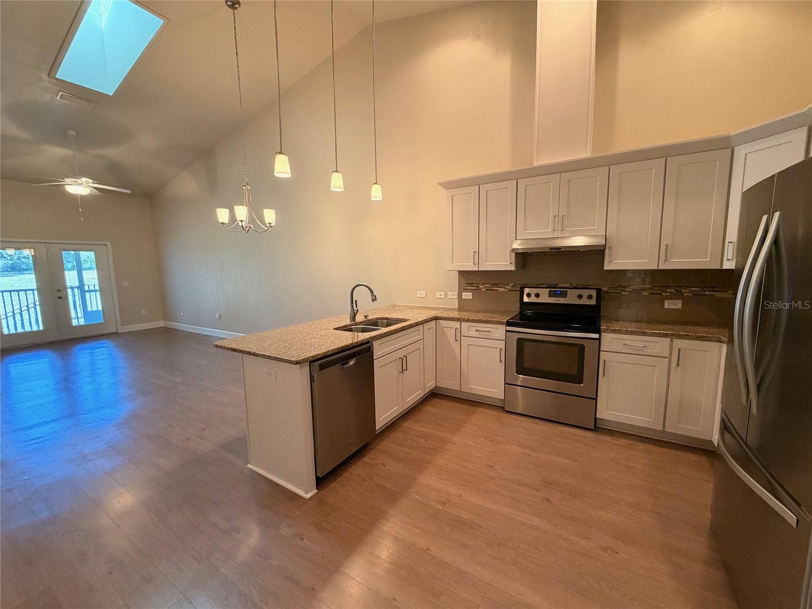 Image 4 of 21 For 1084 126th Way