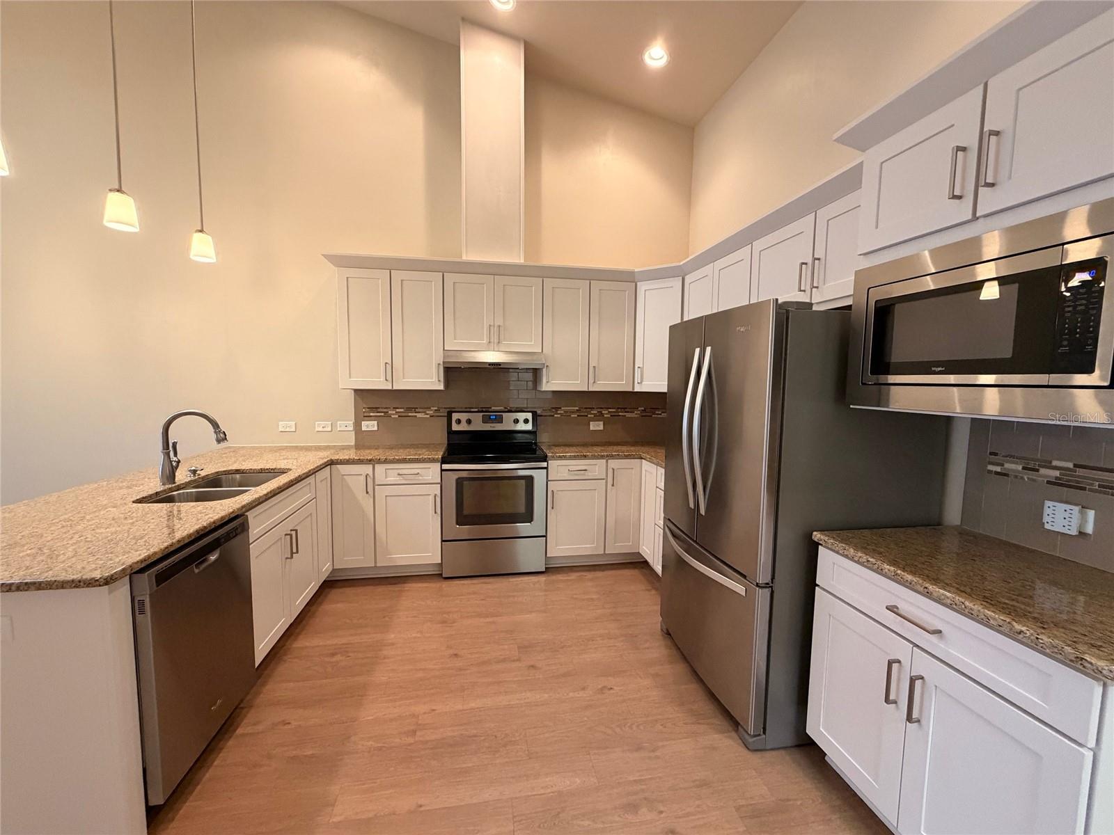 Image 6 of 21 For 1084 126th Way