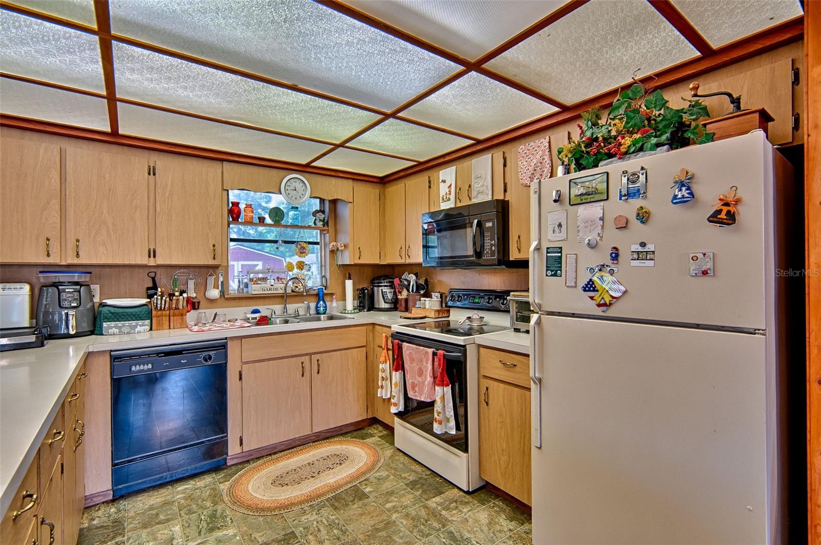 Image 12 of 36 For 6537 Triest Avenue