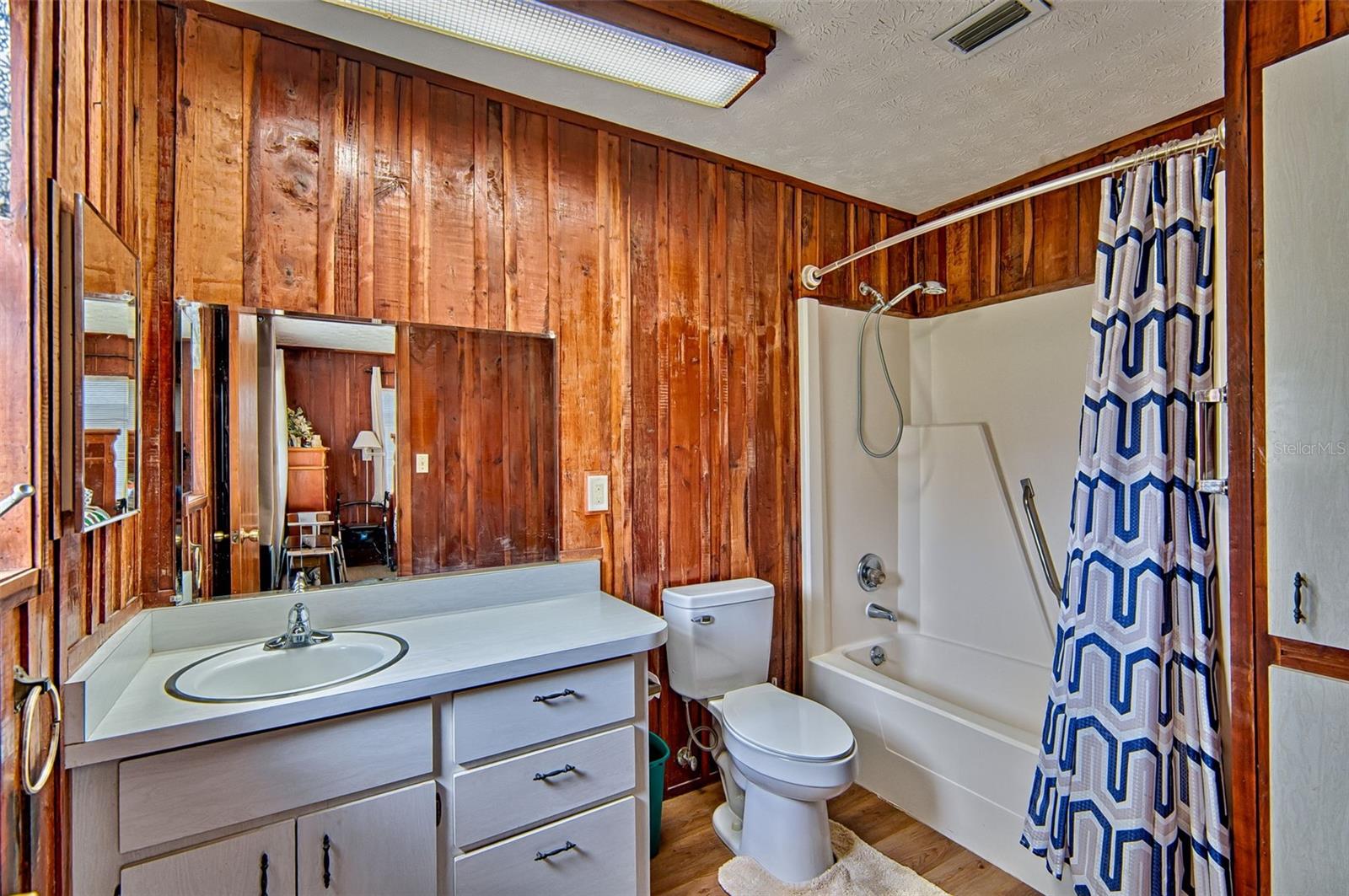 Image 18 of 36 For 6537 Triest Avenue