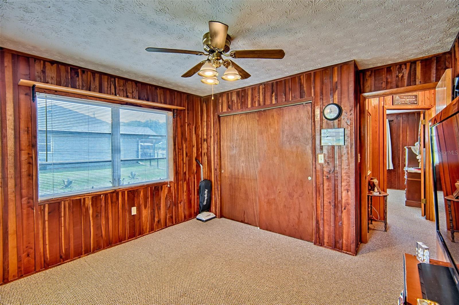 Image 19 of 36 For 6537 Triest Avenue