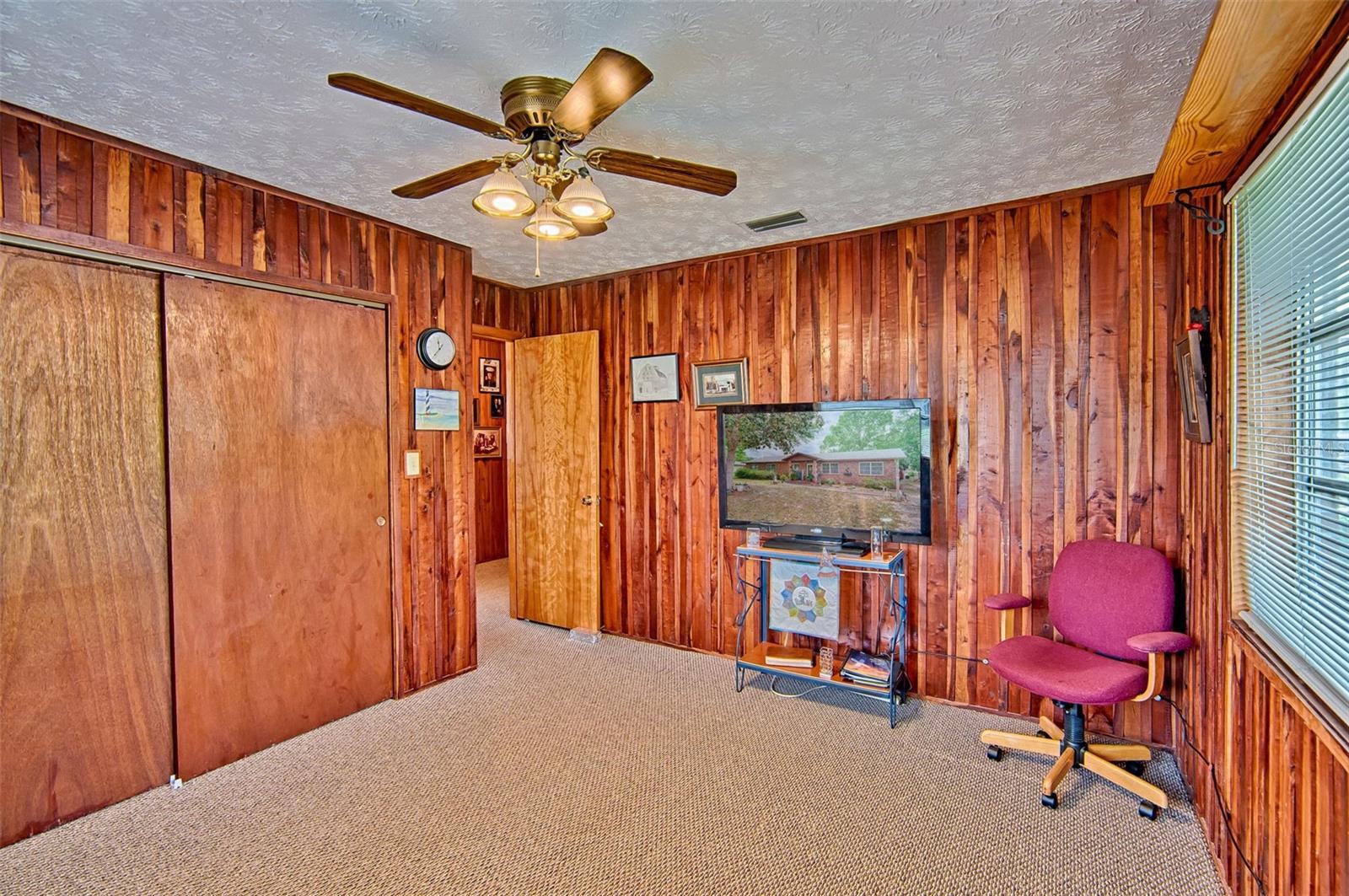 Image 20 of 36 For 6537 Triest Avenue