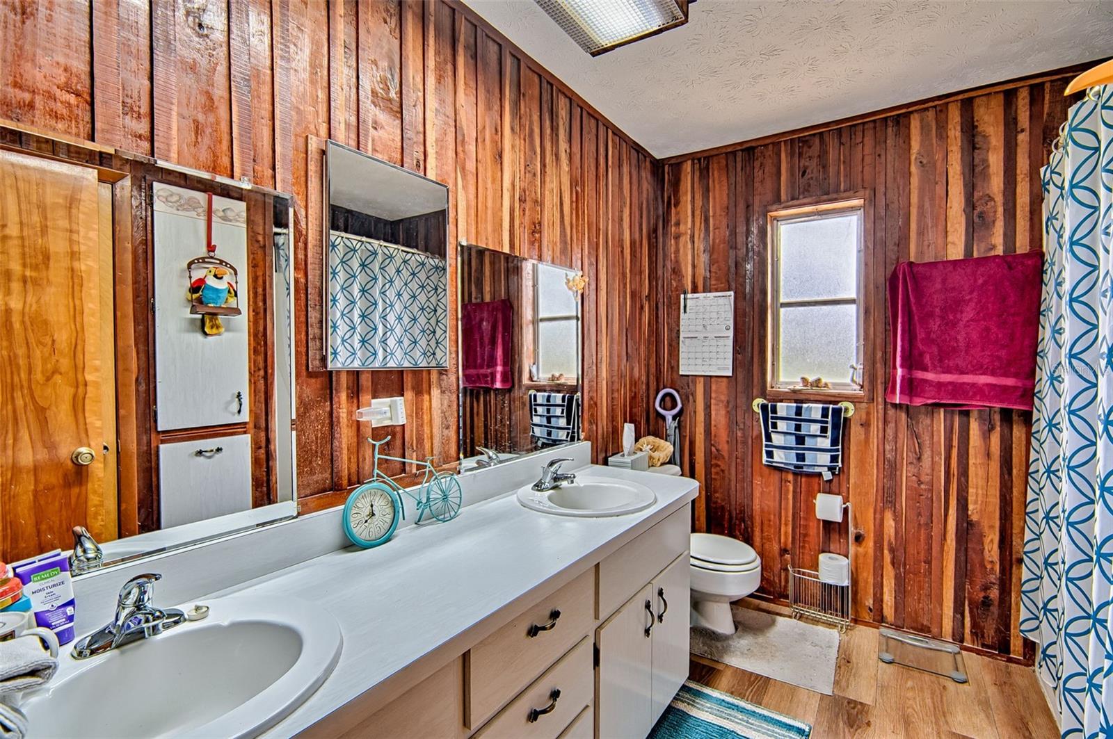 Image 21 of 36 For 6537 Triest Avenue