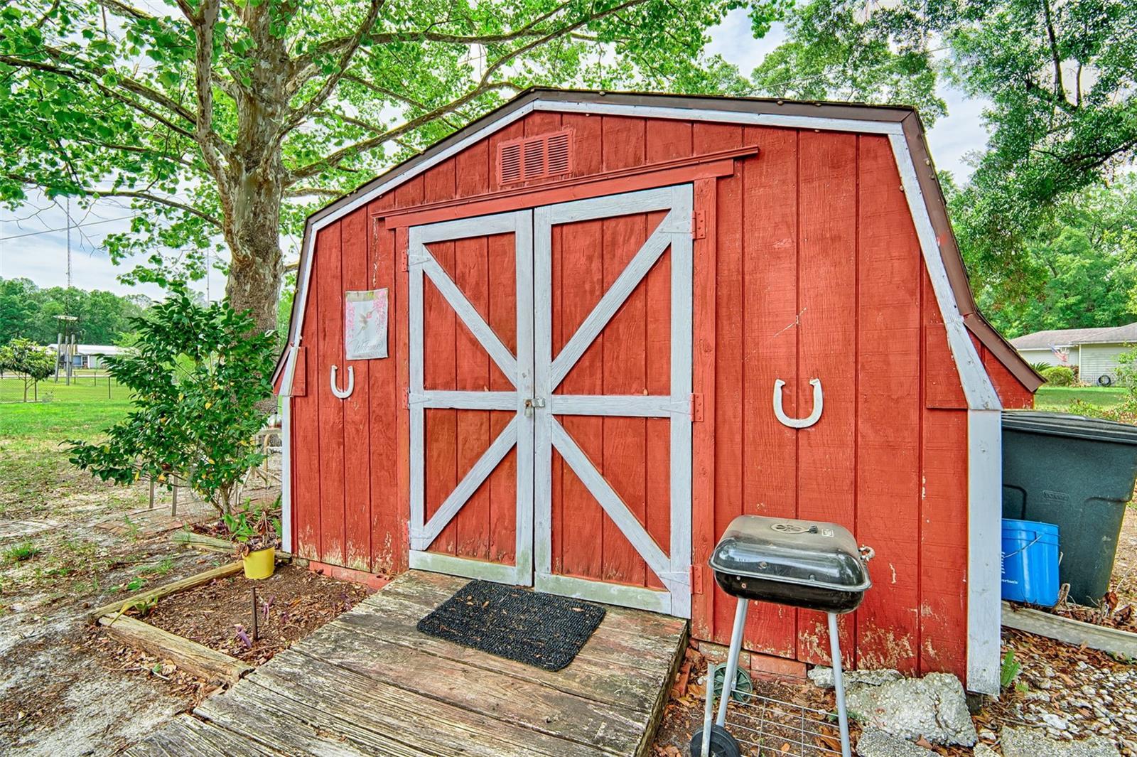 Image 27 of 36 For 6537 Triest Avenue