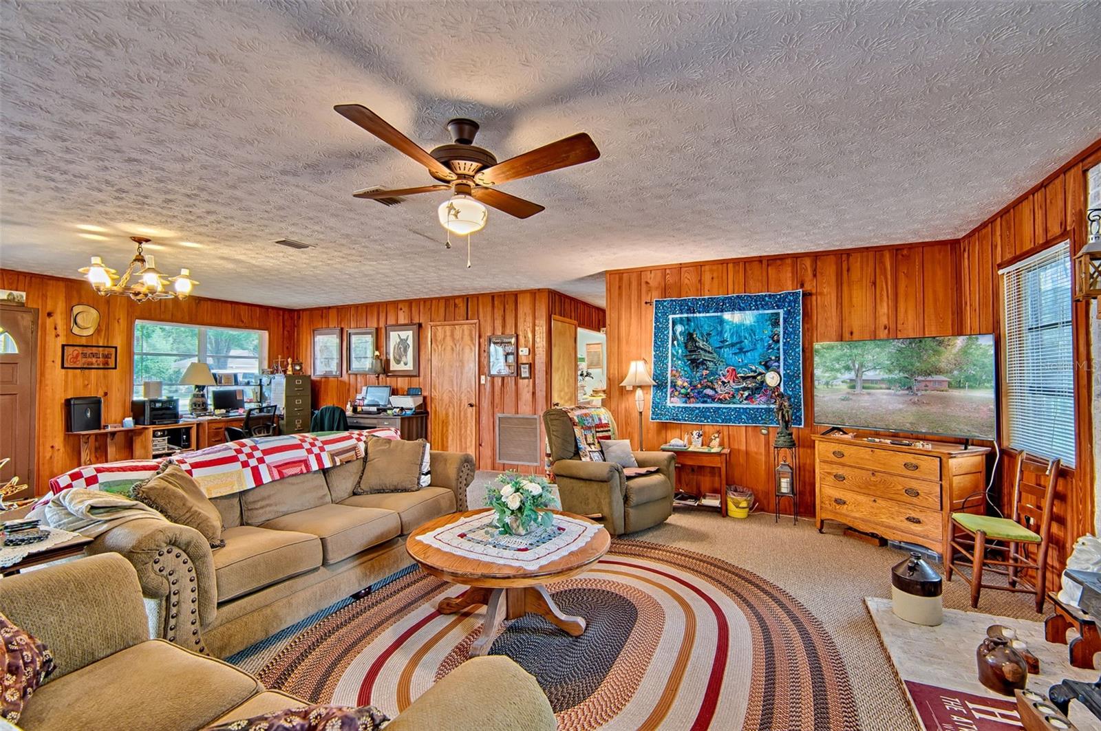 Image 7 of 36 For 6537 Triest Avenue