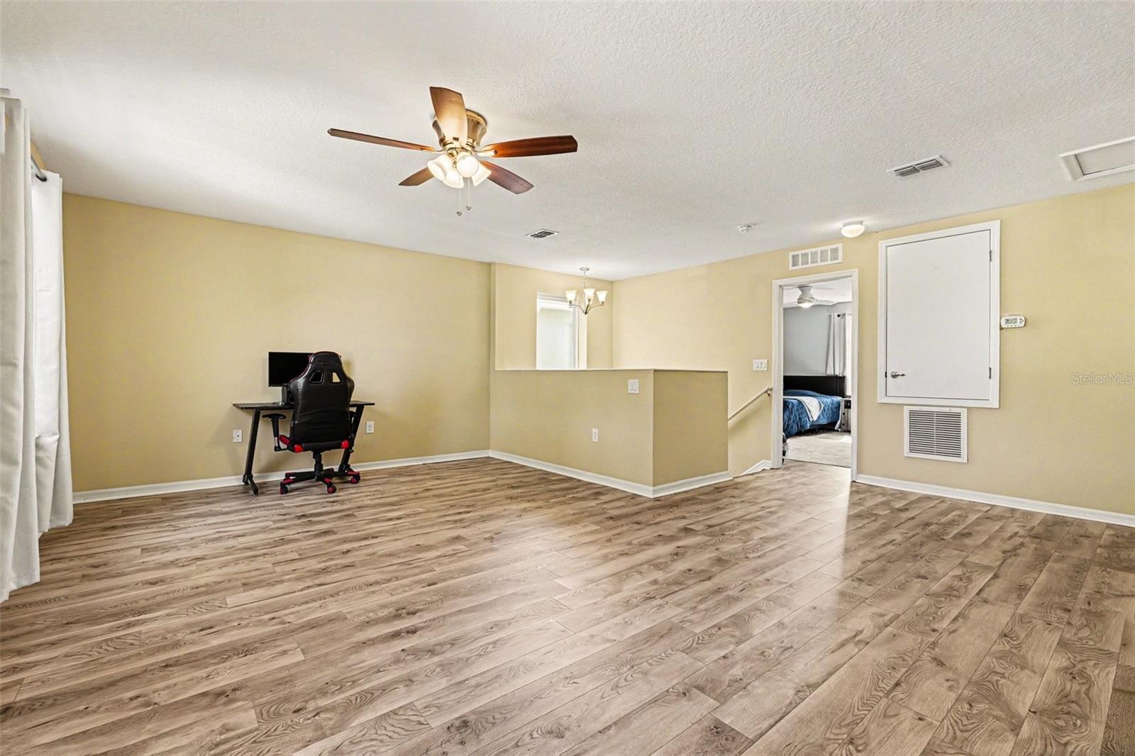 Image 13 of 32 For 1688 Attilburgh Boulevard