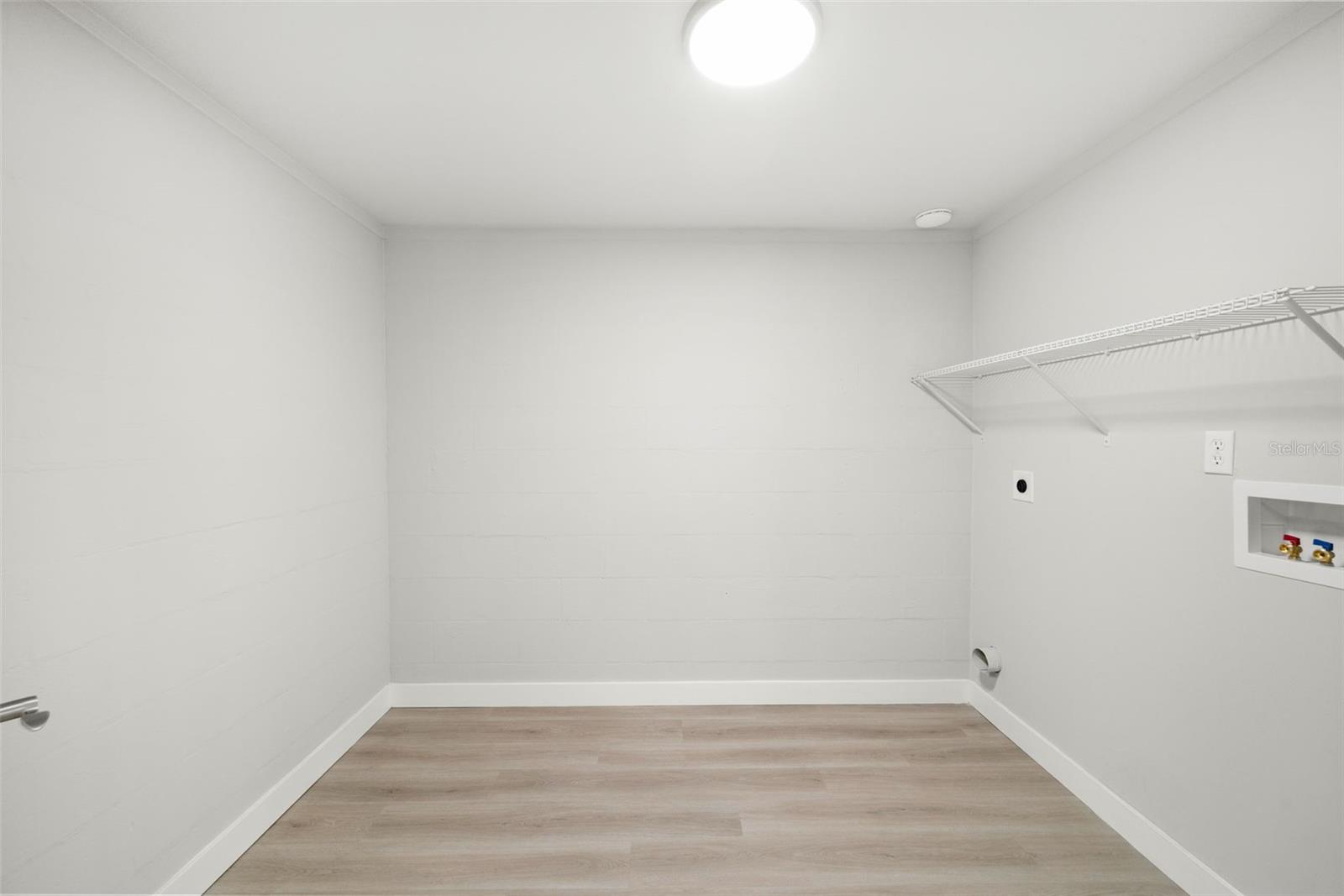 Image 14 of 30 For 1919 17th Drive