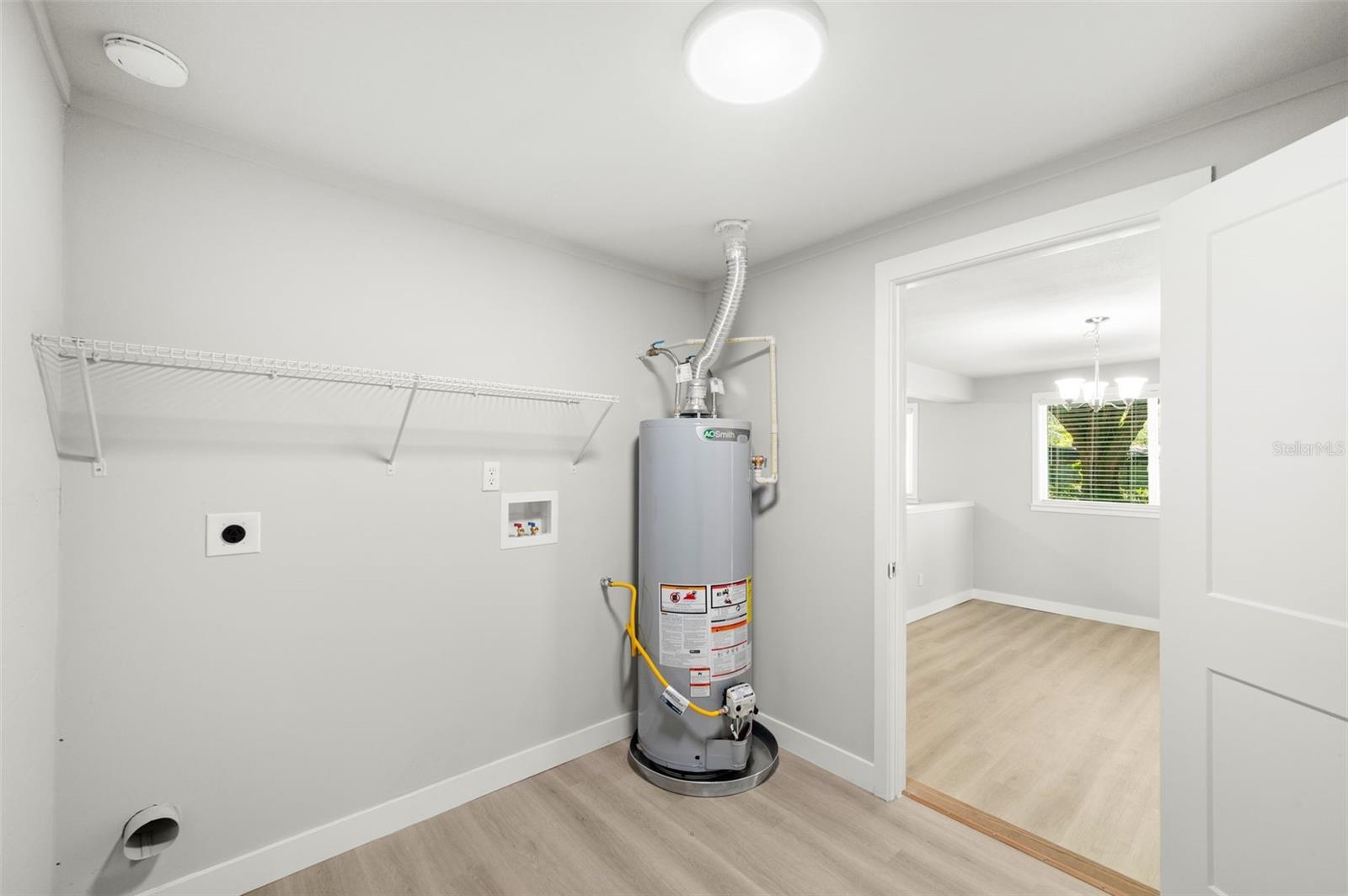 Image 15 of 30 For 1919 17th Drive