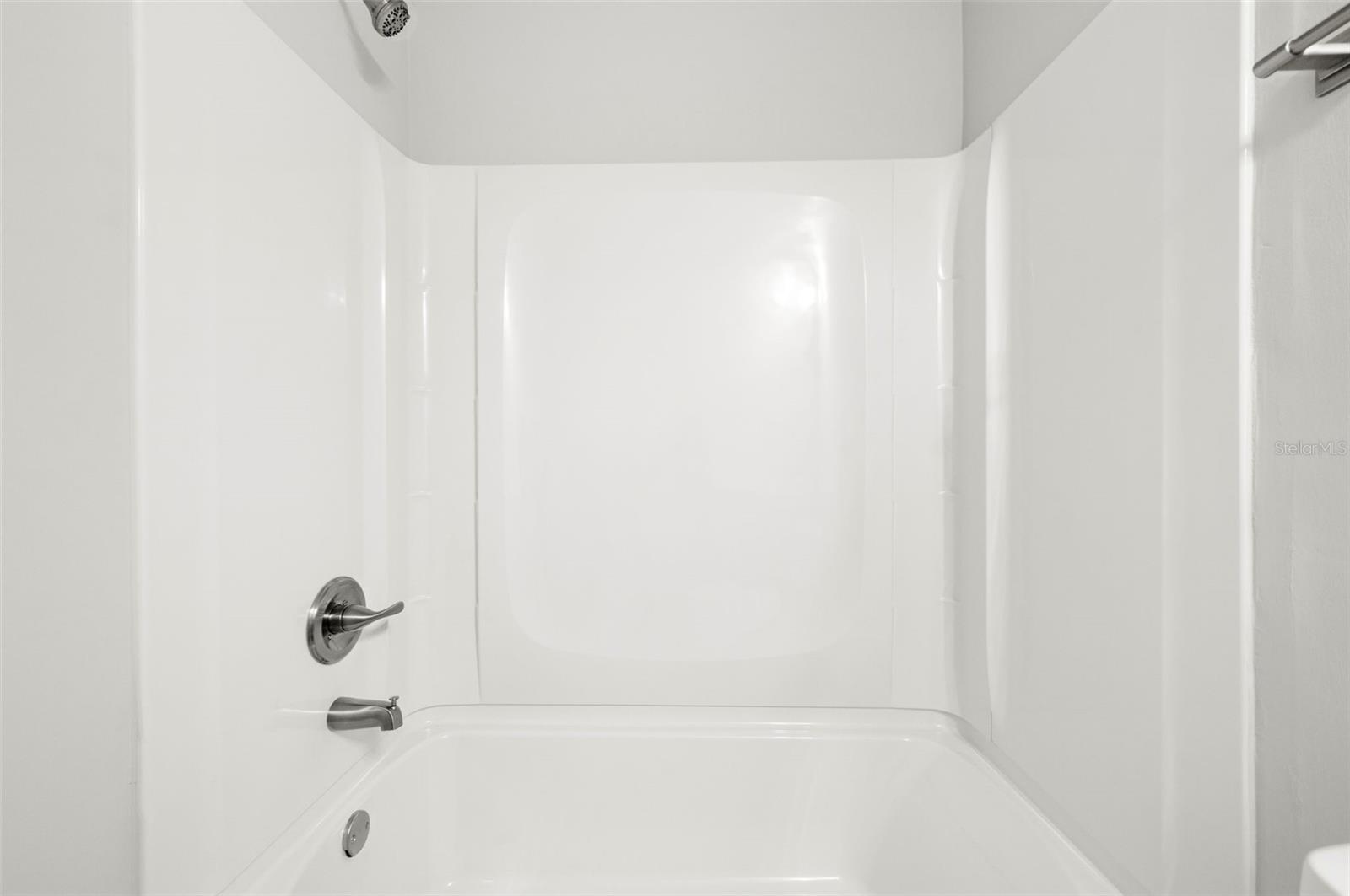 Image 17 of 30 For 1919 17th Drive