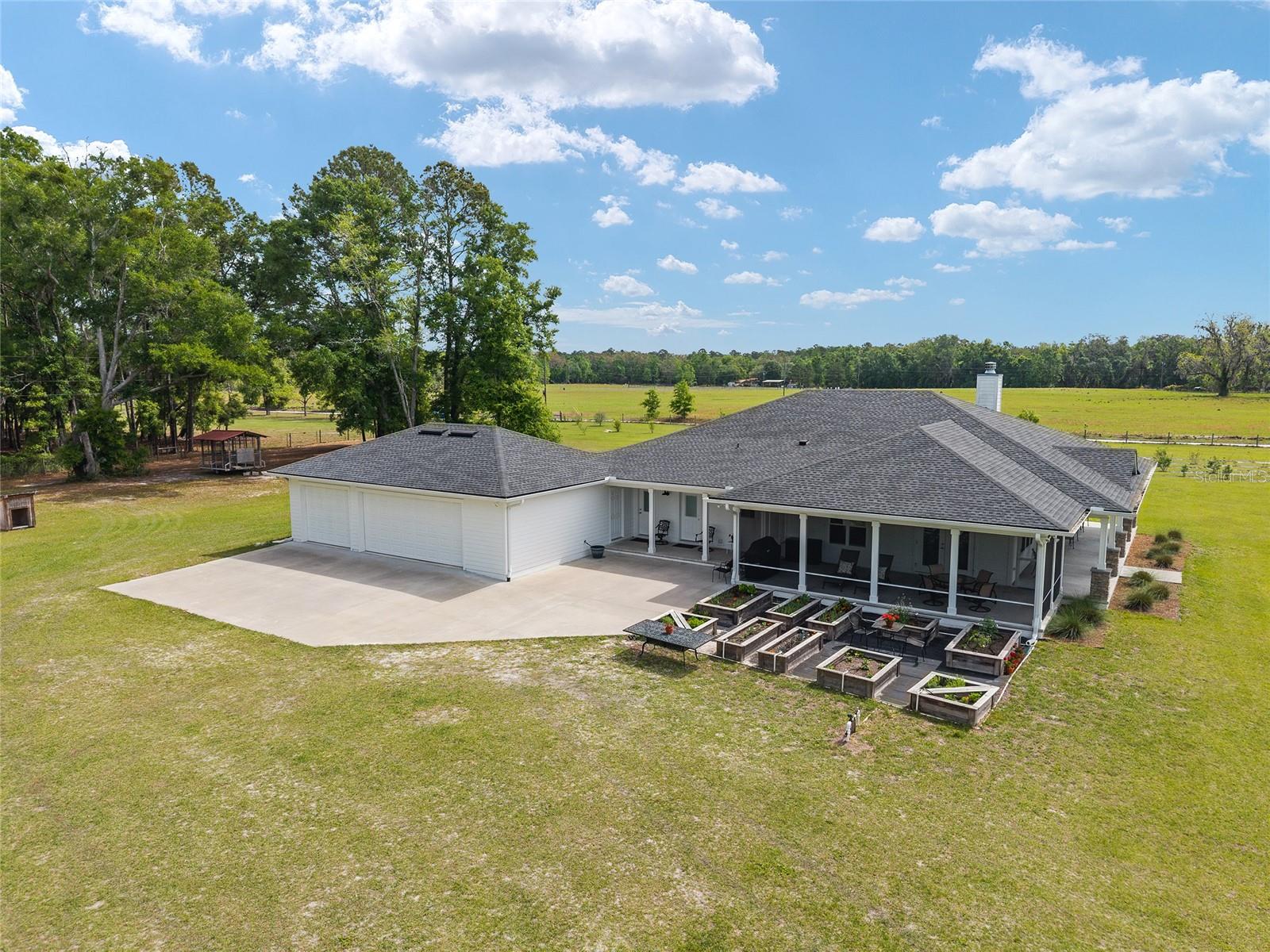 Image 11 of 98 For 3725 172nd Street