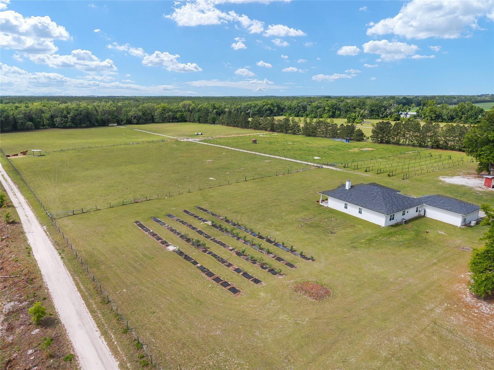 Image 14 of 98 For 3725 172nd Street