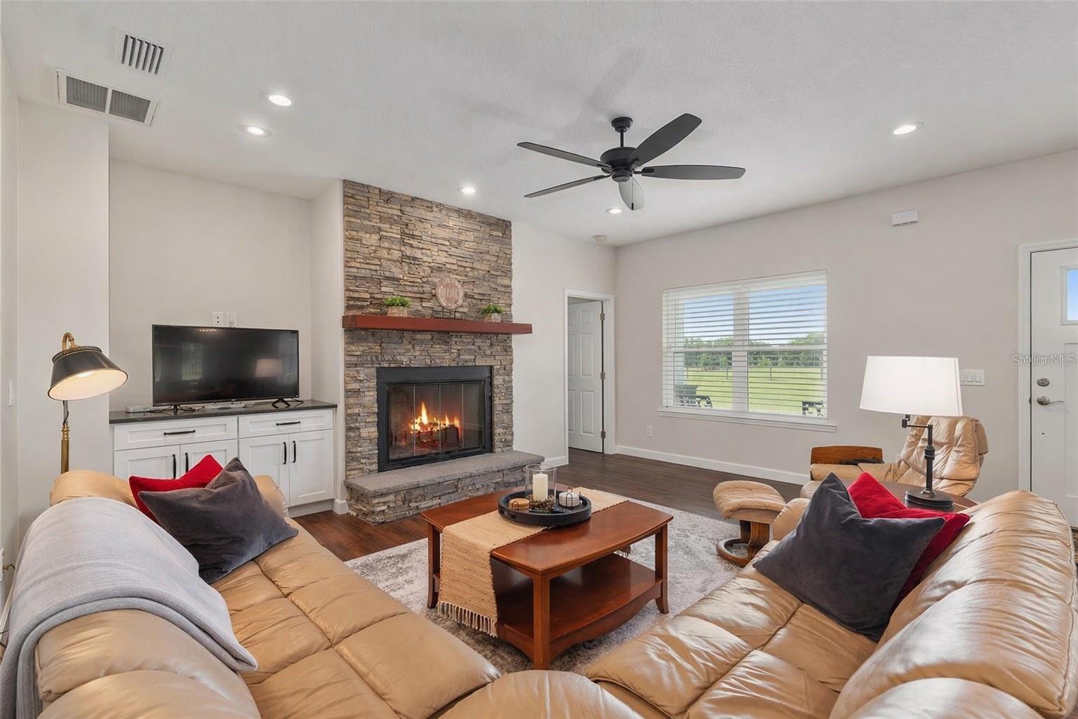 Image 30 of 98 For 3725 172nd Street