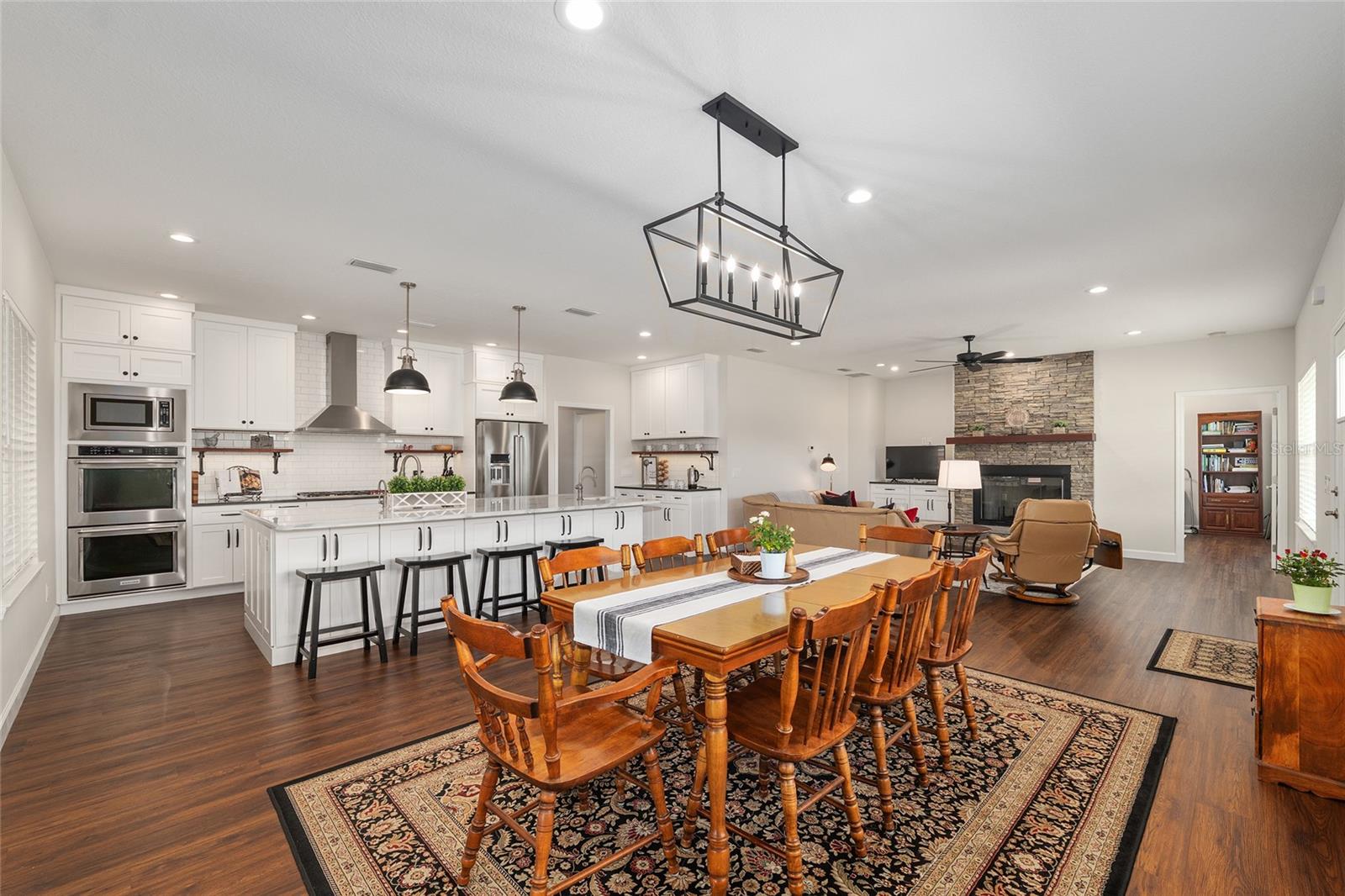 Image 36 of 98 For 3725 172nd Street