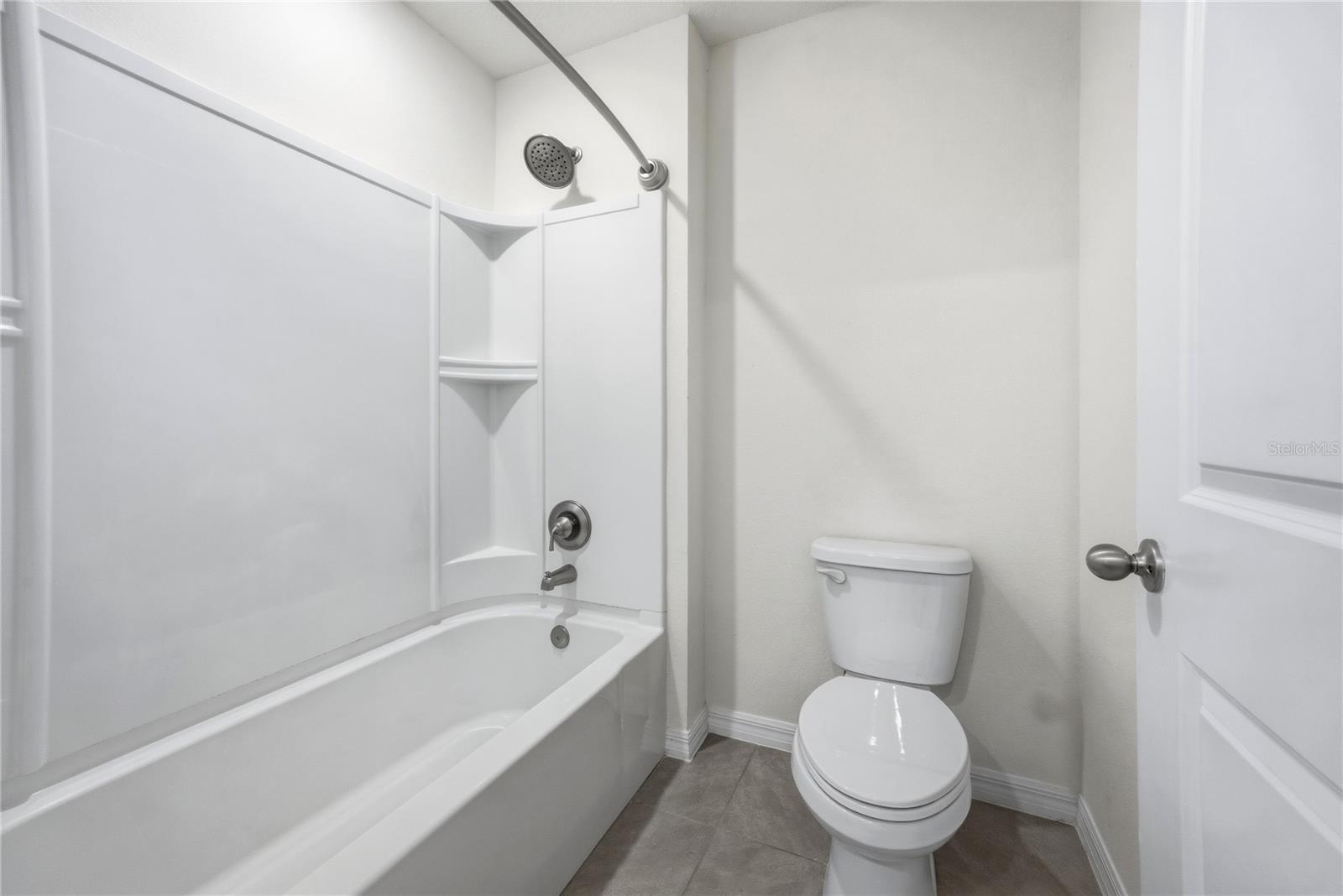 Image 13 of 32 For 16372 190th Street