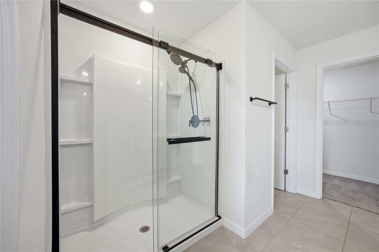 Image 16 of 32 For 16372 190th Street