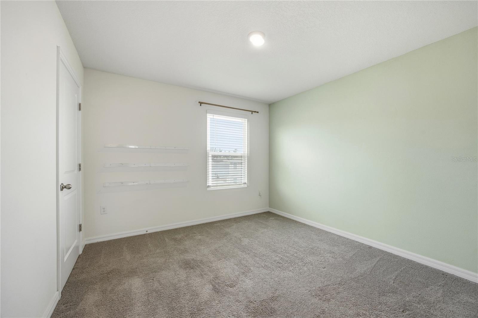 Image 23 of 32 For 16372 190th Street