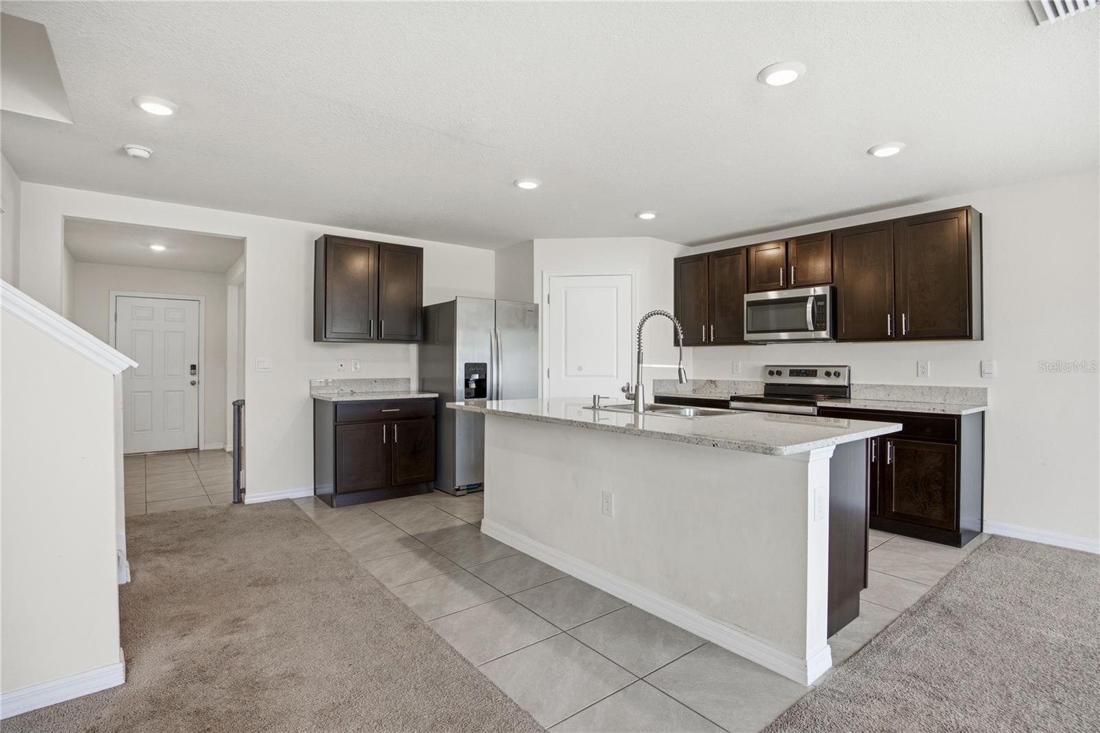 Image 6 of 32 For 16372 190th Street