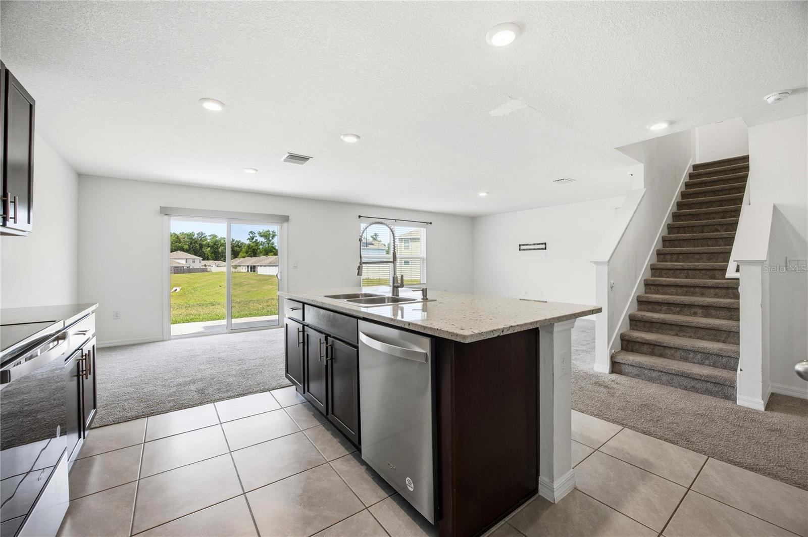 Image 8 of 32 For 16372 190th Street