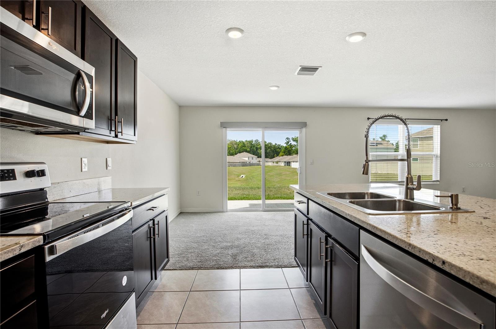 Image 9 of 32 For 16372 190th Street