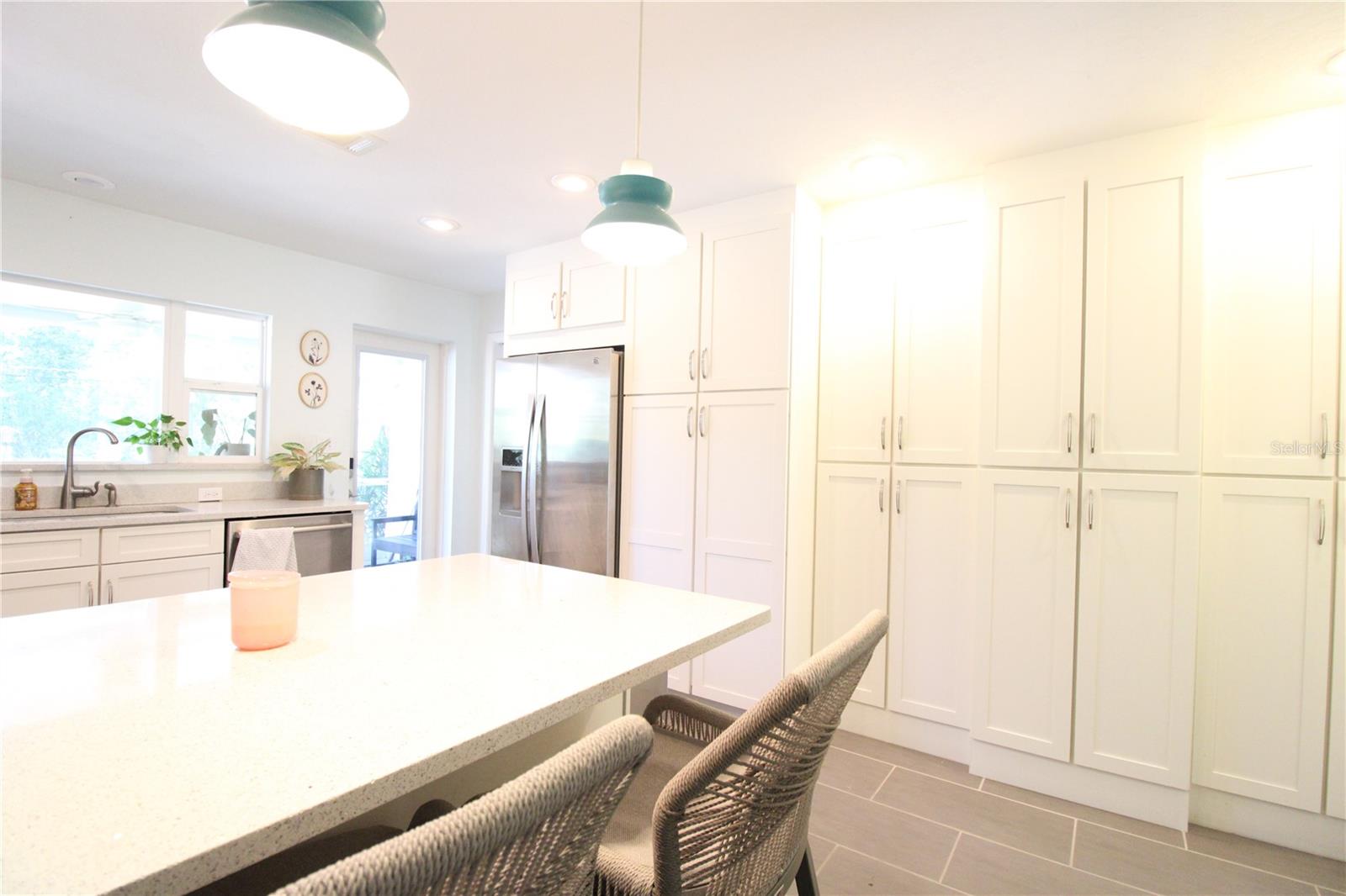 Image 8 of 17 For 2046 19th Lane