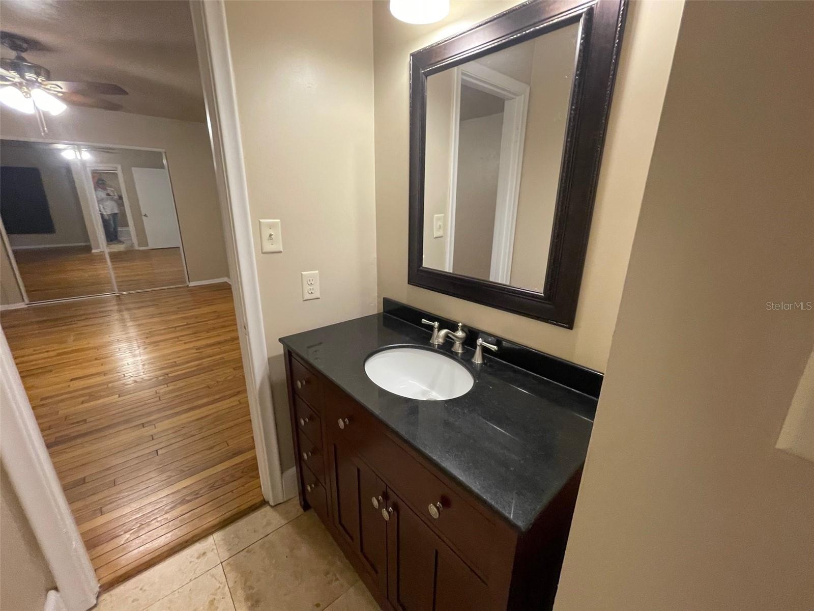 Image 17 of 35 For 2001 15th Avenue