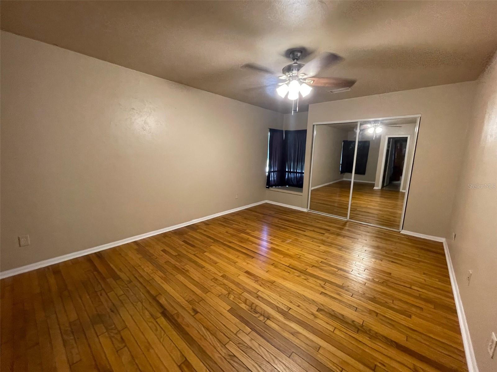 Image 18 of 35 For 2001 15th Avenue