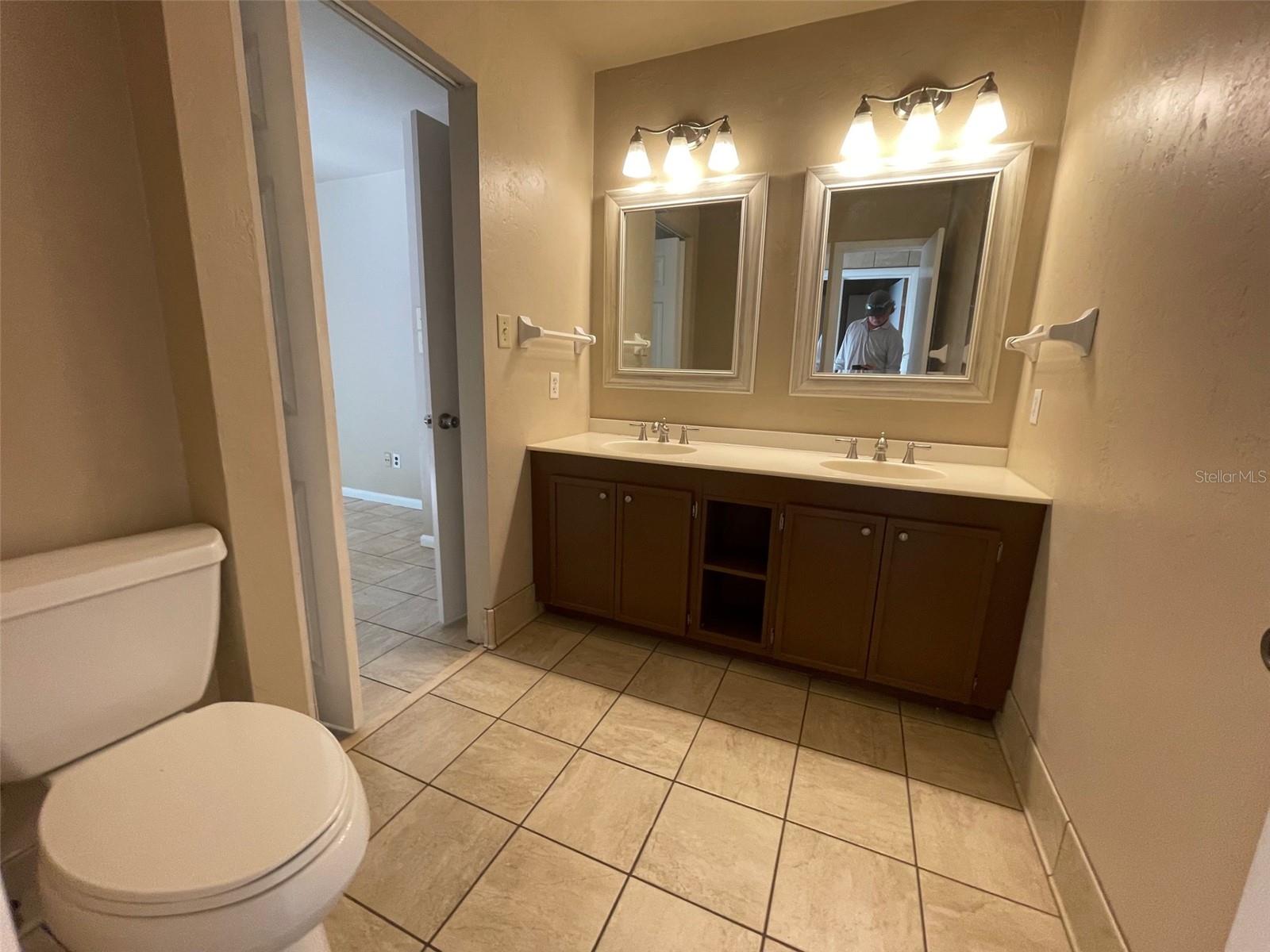 Image 20 of 35 For 2001 15th Avenue