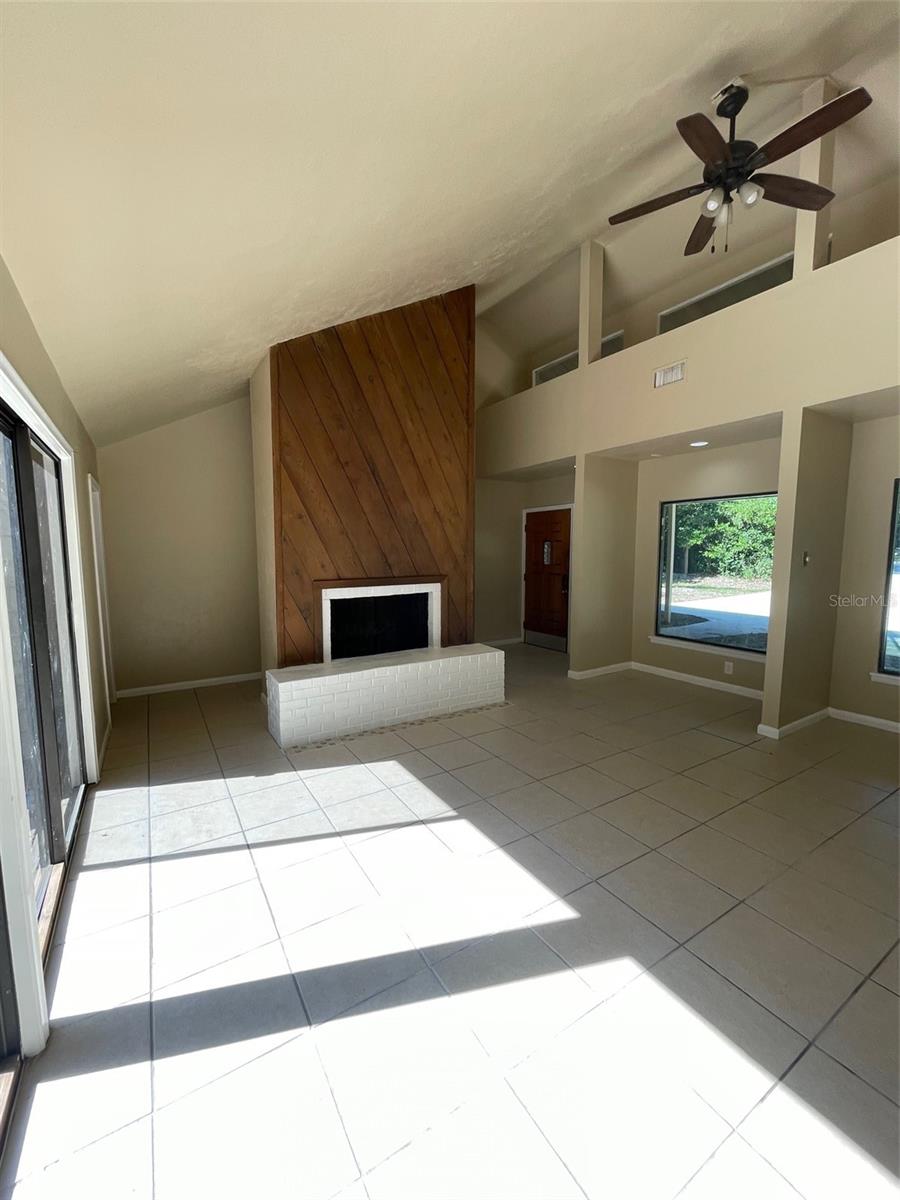 Image 29 of 35 For 2001 15th Avenue