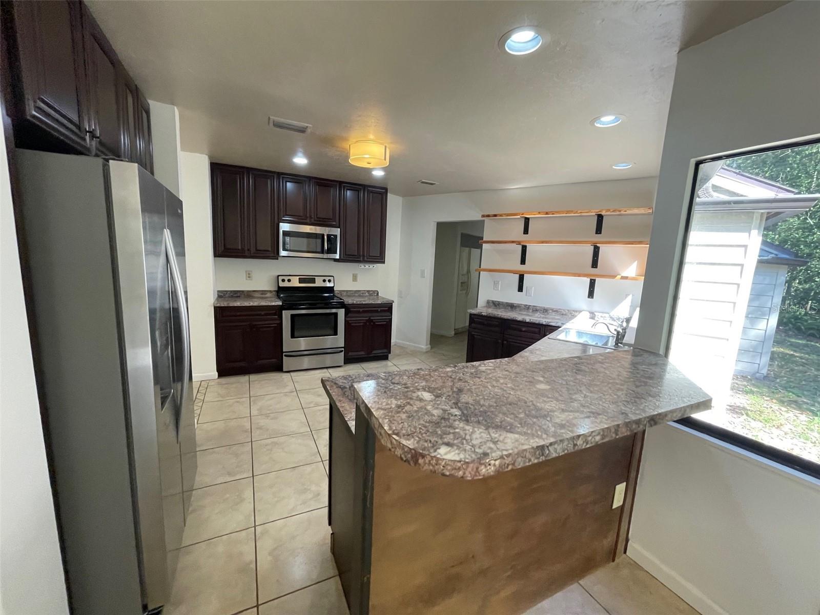 Image 8 of 35 For 2001 15th Avenue