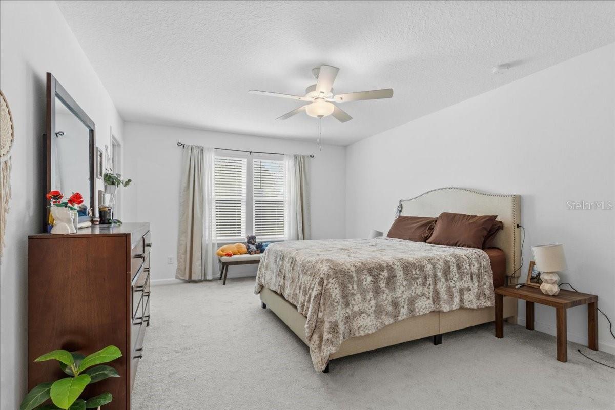 Image 17 of 42 For 12657 7th Place