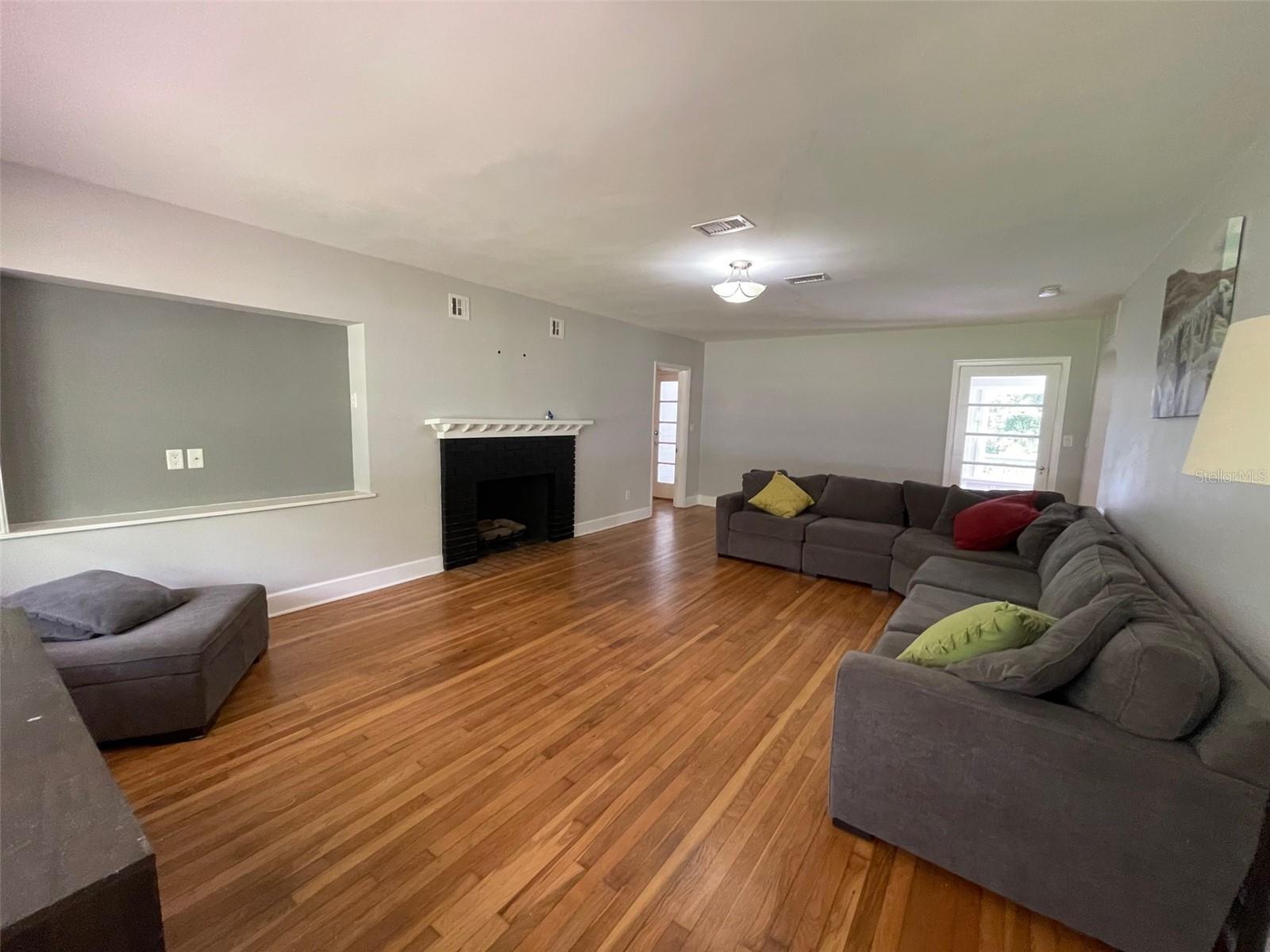 Image 11 of 23 For 1403 9th Avenue