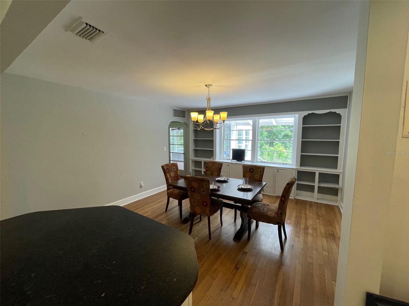 Image 5 of 23 For 1403 9th Avenue