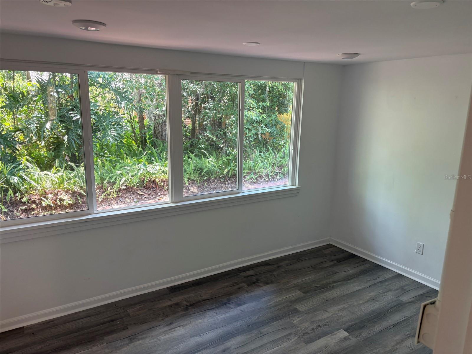 Image 15 of 46 For 706 20th Street