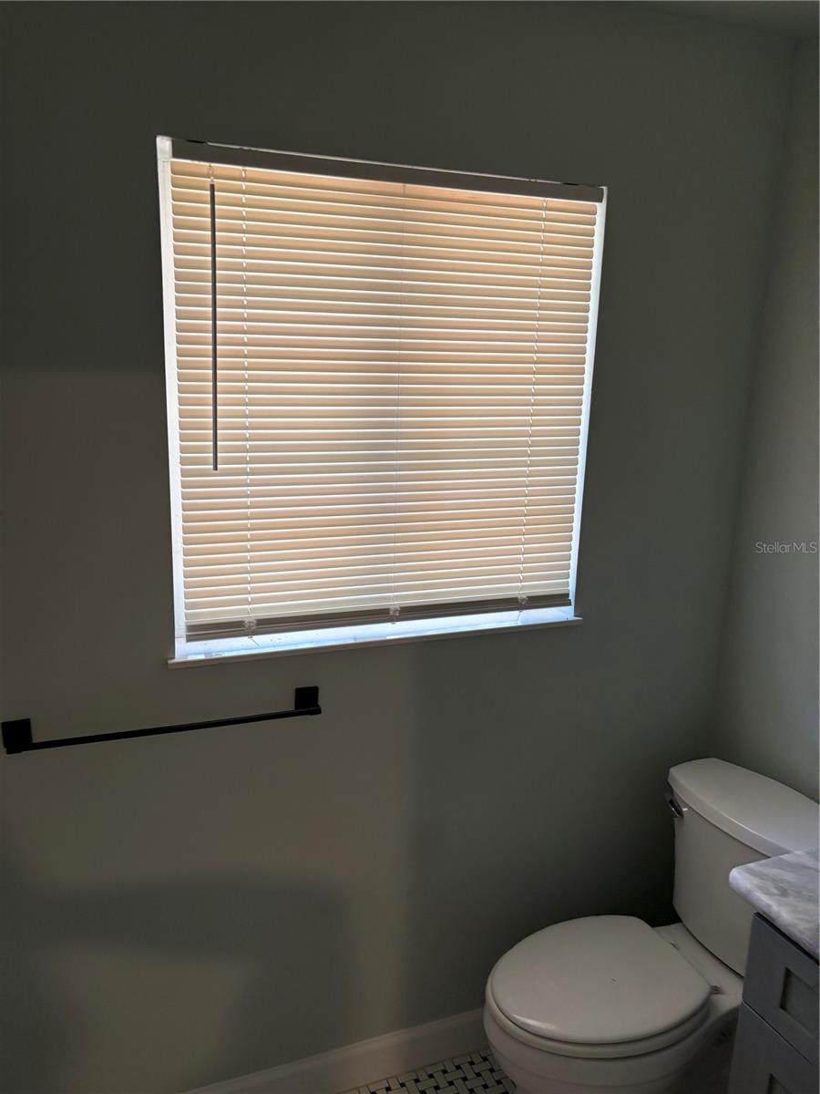 Image 21 of 46 For 706 20th Street