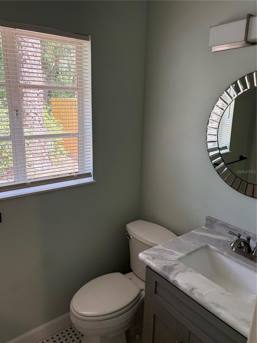 Image 22 of 46 For 706 20th Street