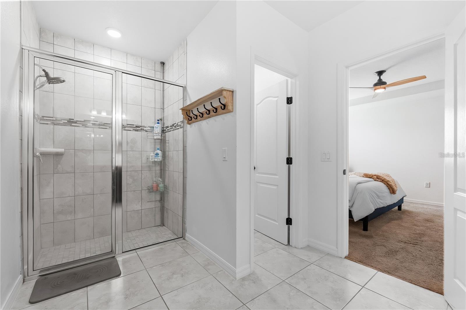 Image 13 of 25 For 893 252nd Drive