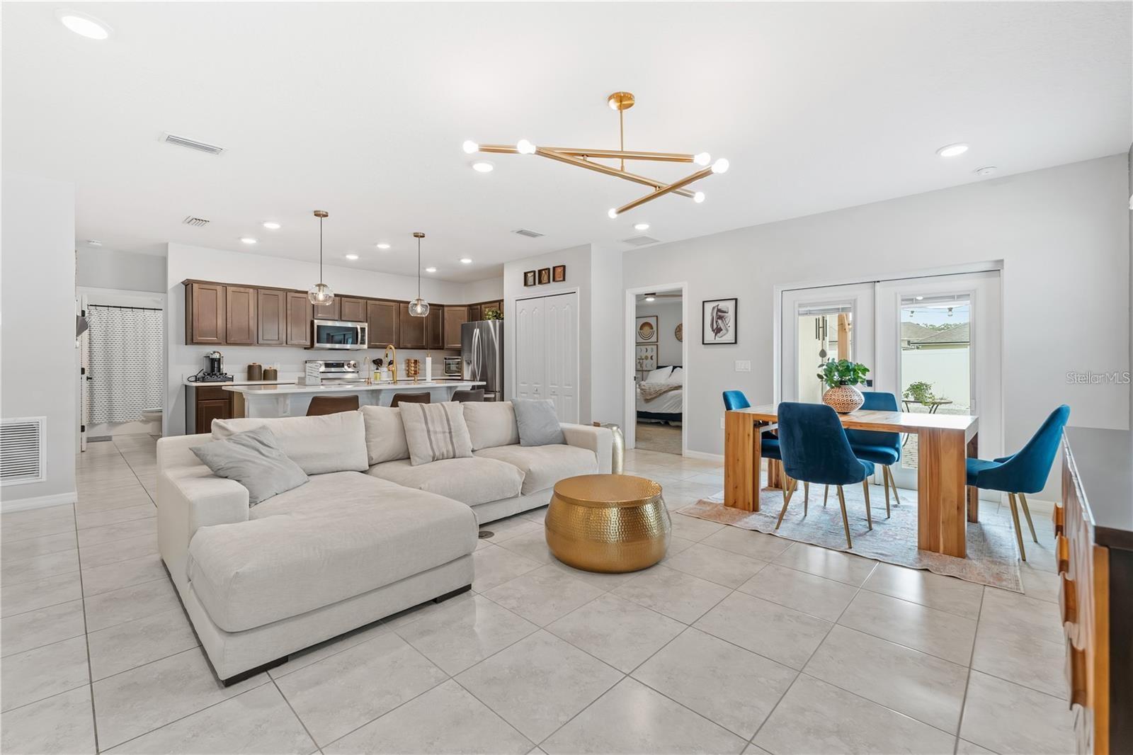 Image 4 of 25 For 893 252nd Drive